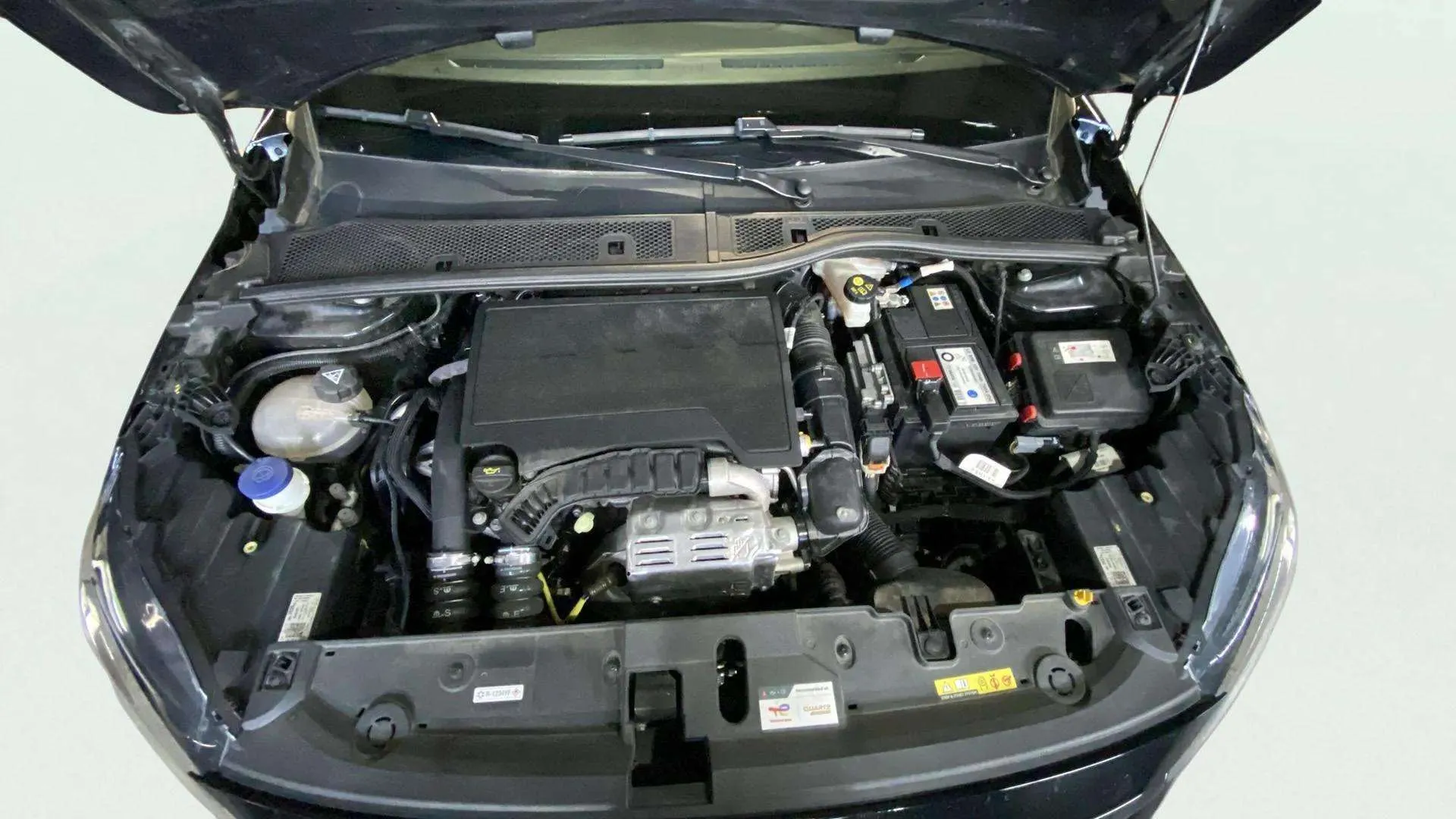 Opel Corsa 1.2T XHL GS - foto 19