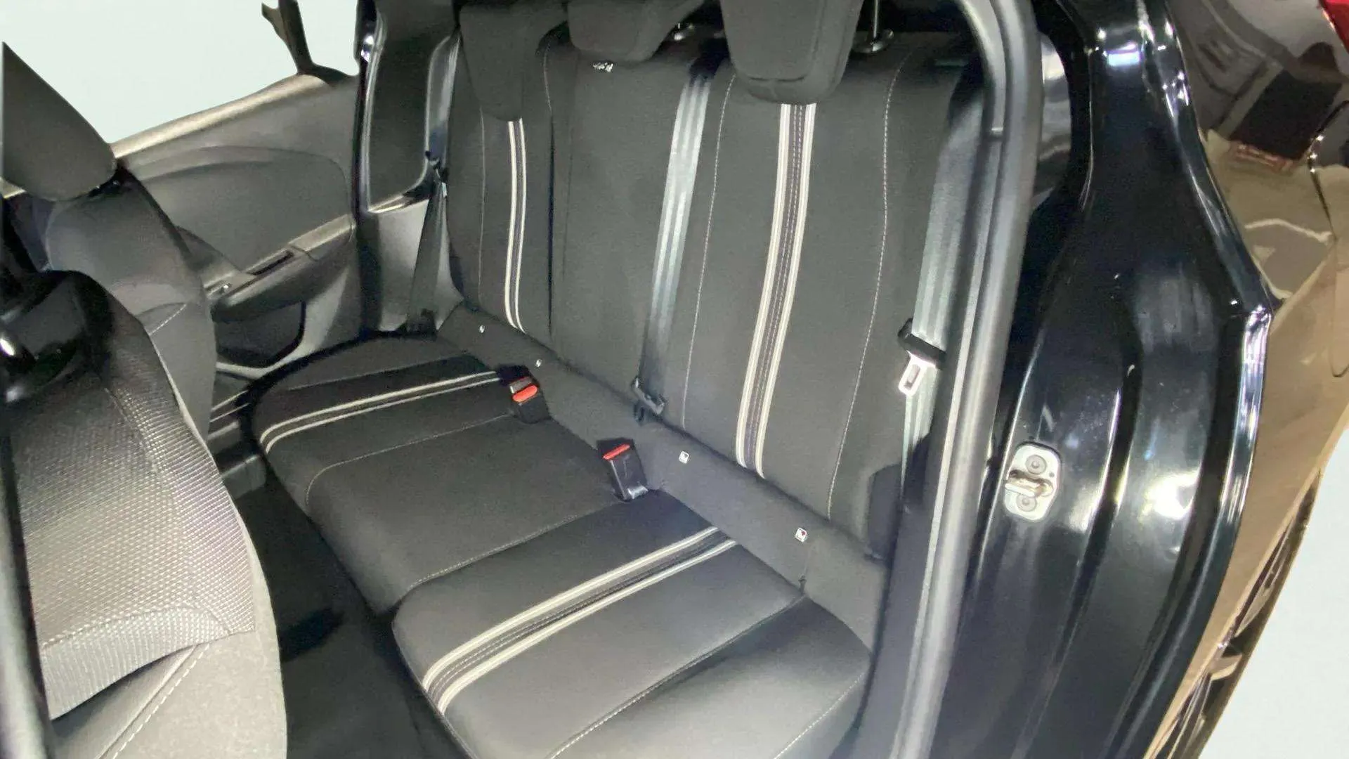 Opel Corsa 1.2T XHL GS - foto 15