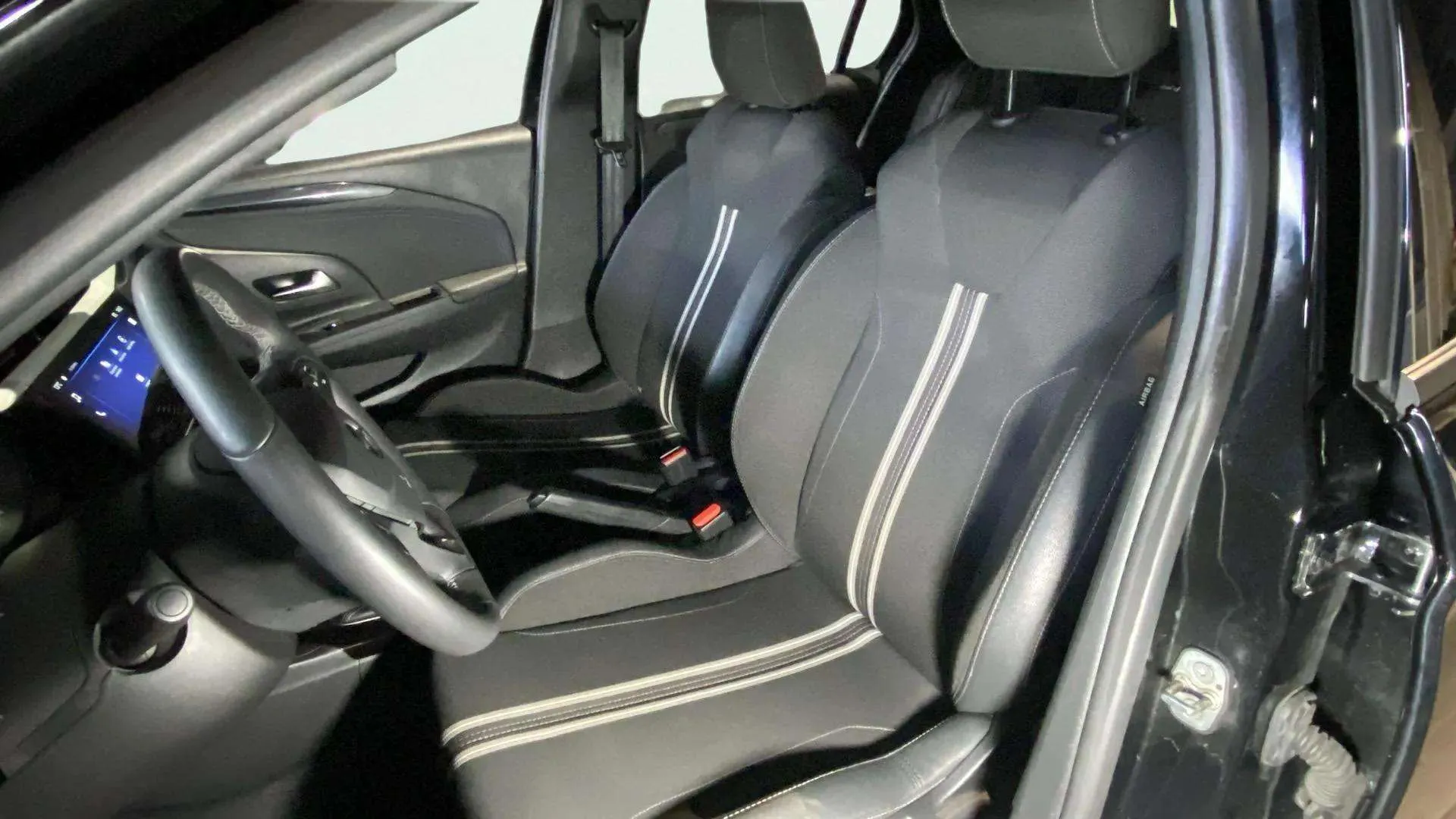 Opel Corsa 1.2T XHL GS - foto 14