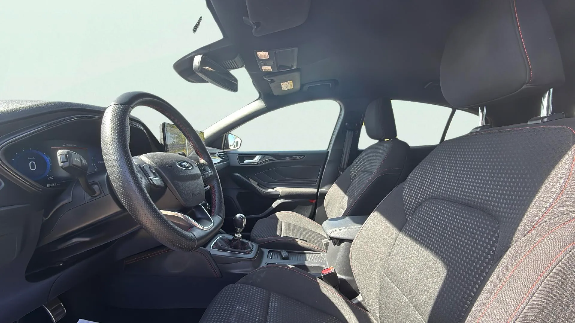 Ford Focus 1.0 EcoBoost MHEV Active - foto 9