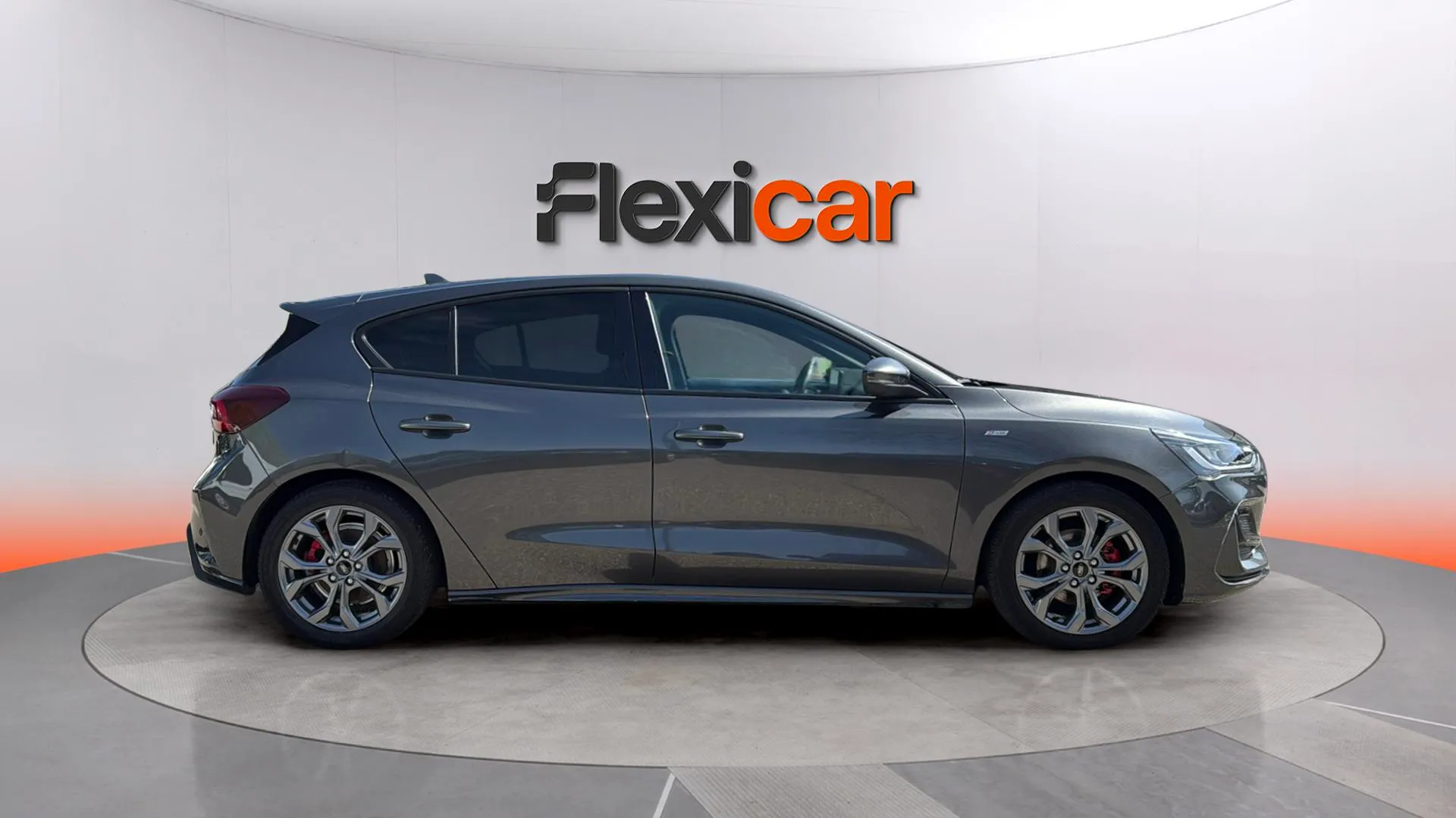 Ford Focus 1.0 EcoBoost MHEV Active - foto 8