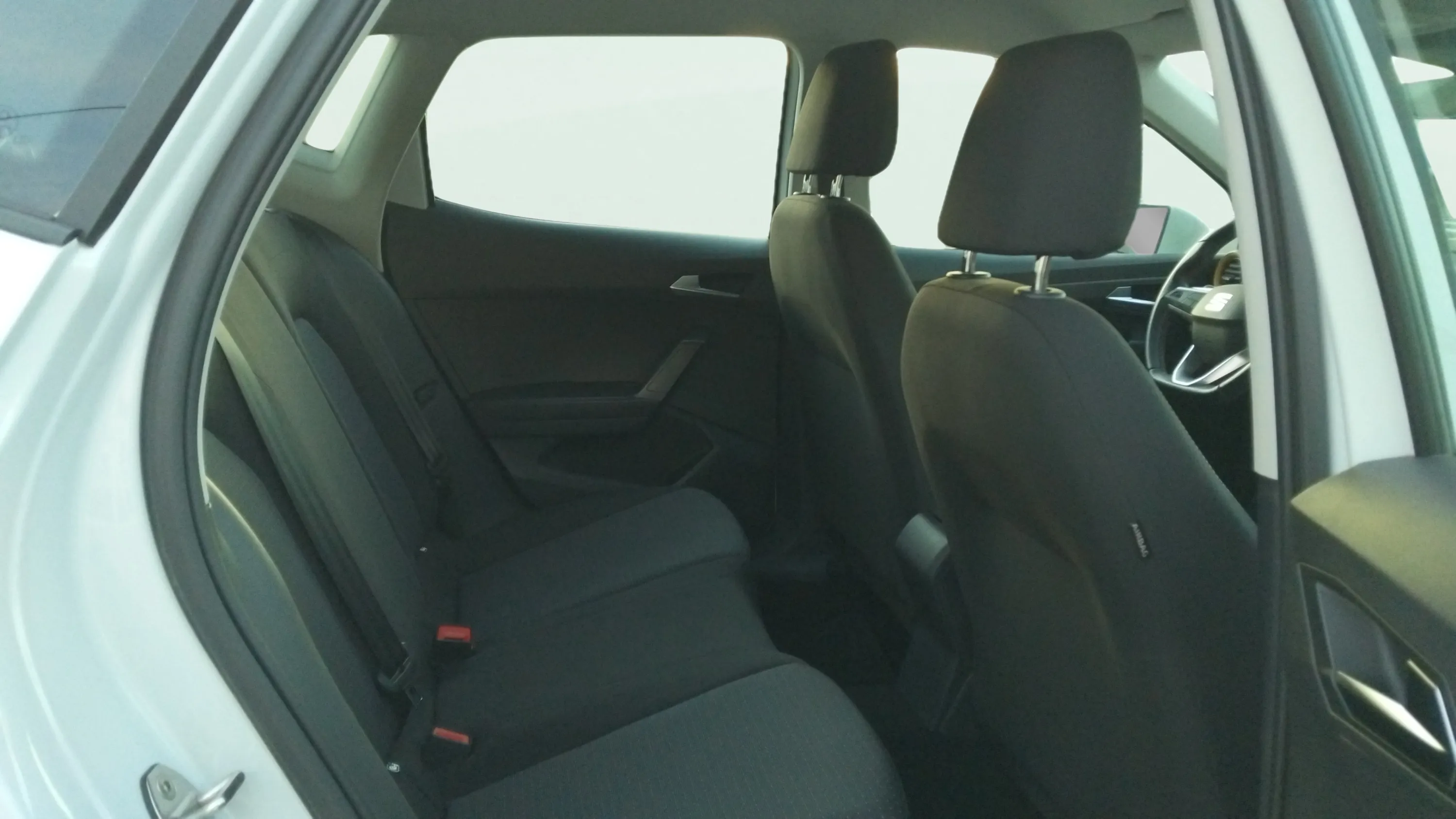 SEAT Arona 1.0 TSI DSG Style XL - foto 16