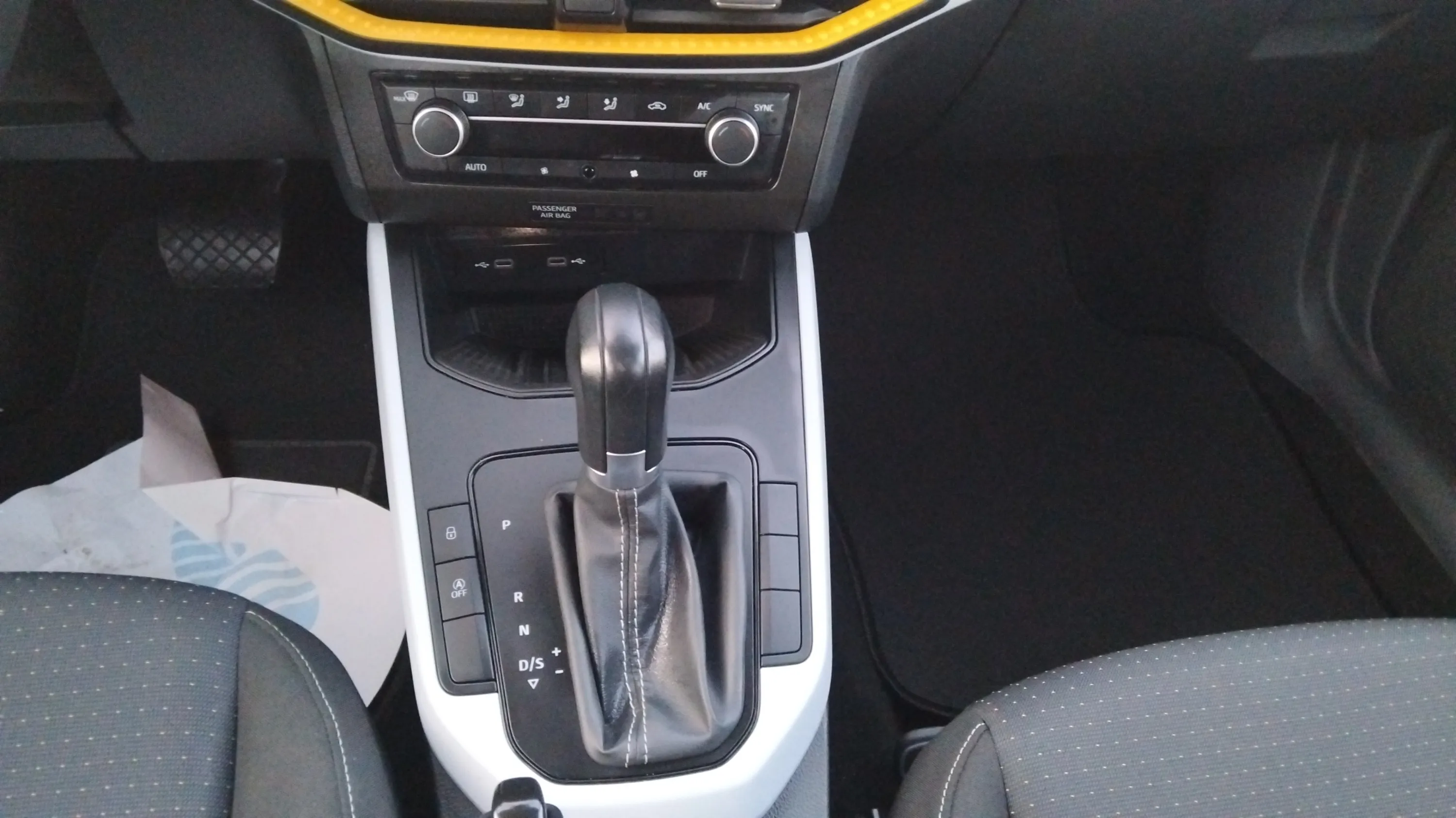 SEAT Arona 1.0 TSI DSG Style XL - foto 11