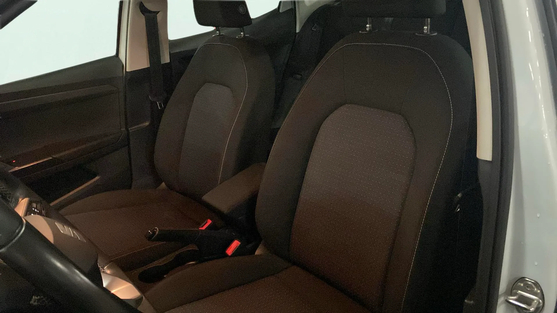 SEAT Arona 1.0 TSI DSG Style XL - foto 27