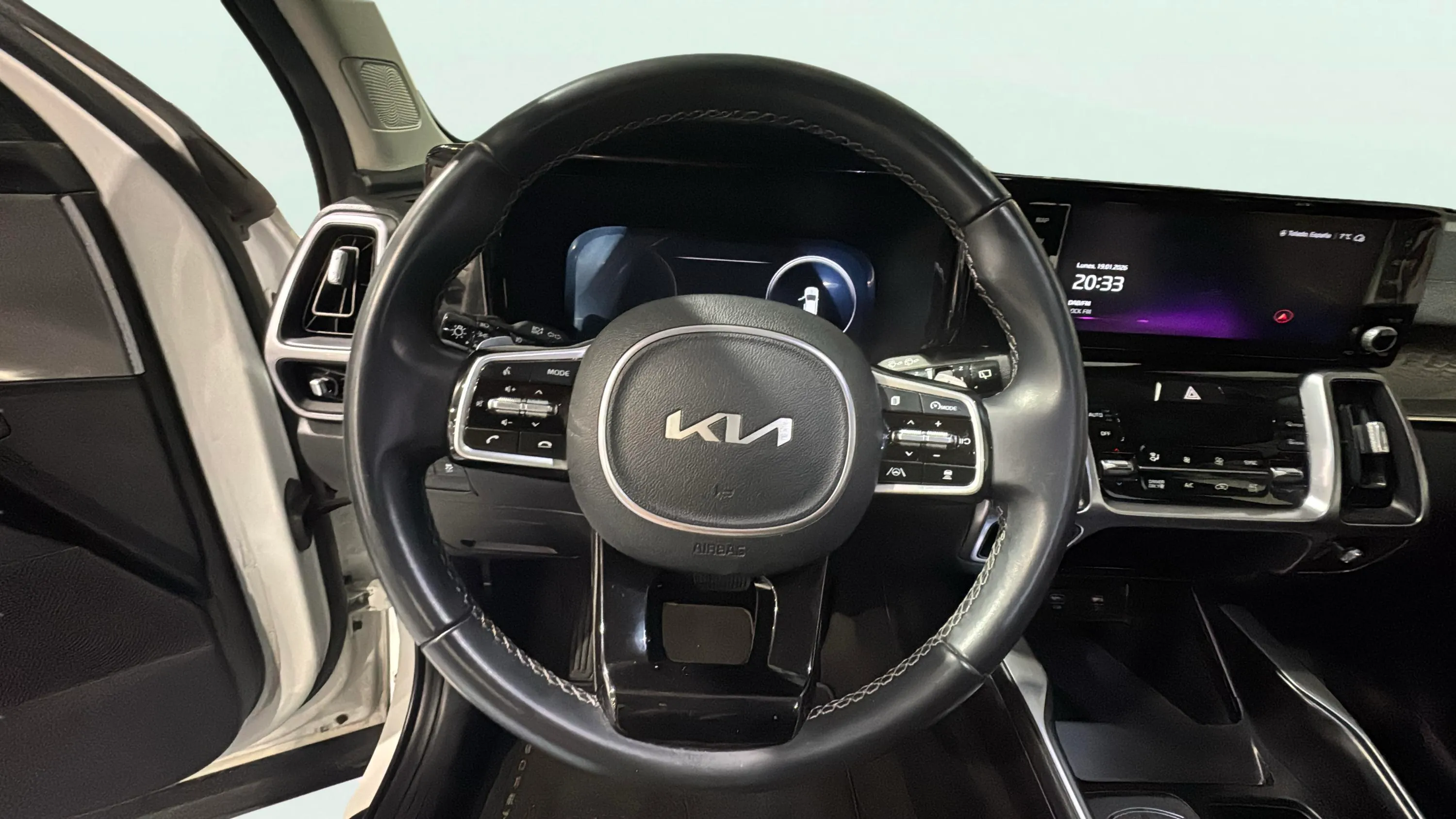 Kia Sorento 1.6 T-GDi HEV Drive 4x2 7 plazas - foto 28