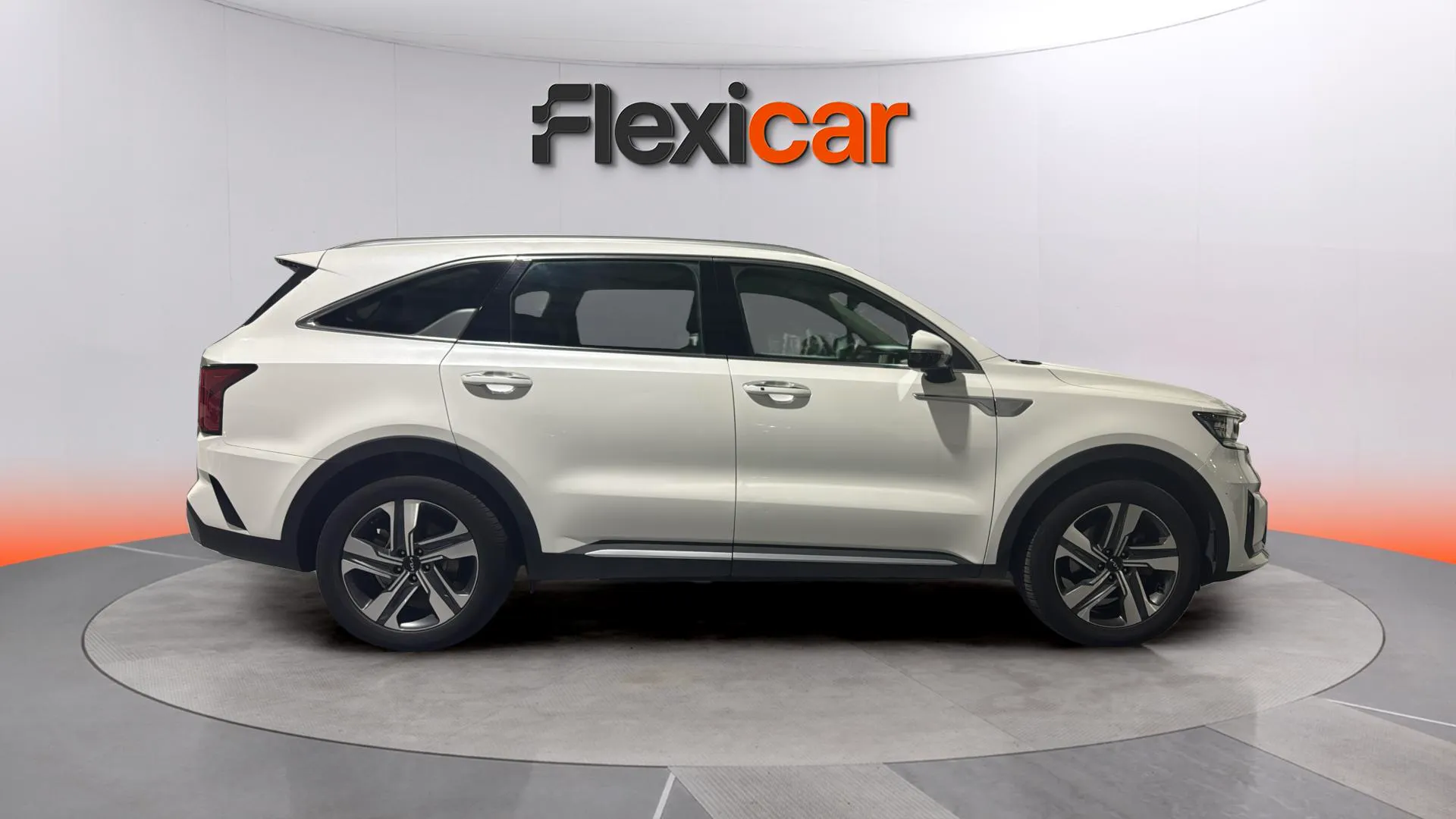 Kia Sorento 1.6 T-GDi HEV Drive 4x2 7 plazas - foto 24