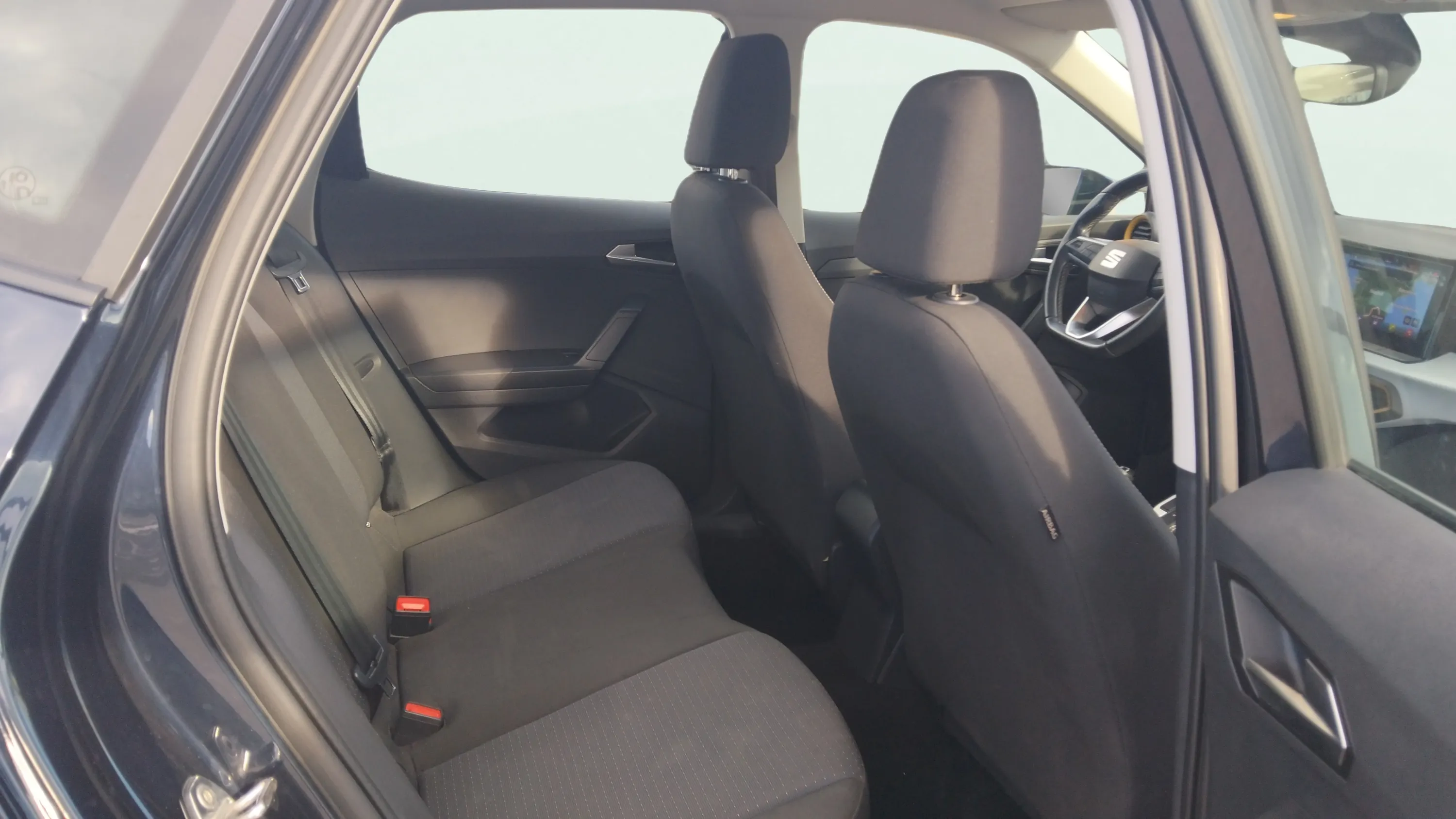 SEAT Arona 1.0 TSI DSG Style XL - foto 18