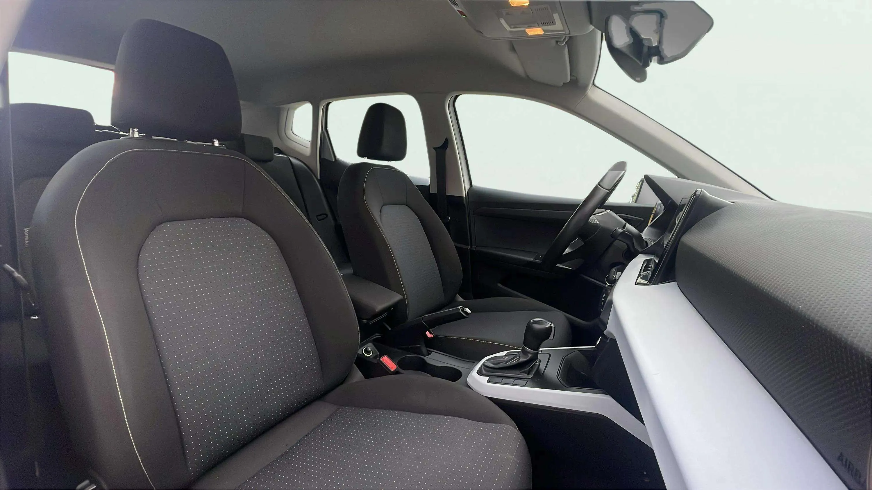 SEAT Arona 1.0 TSI DSG Style XL - foto 22
