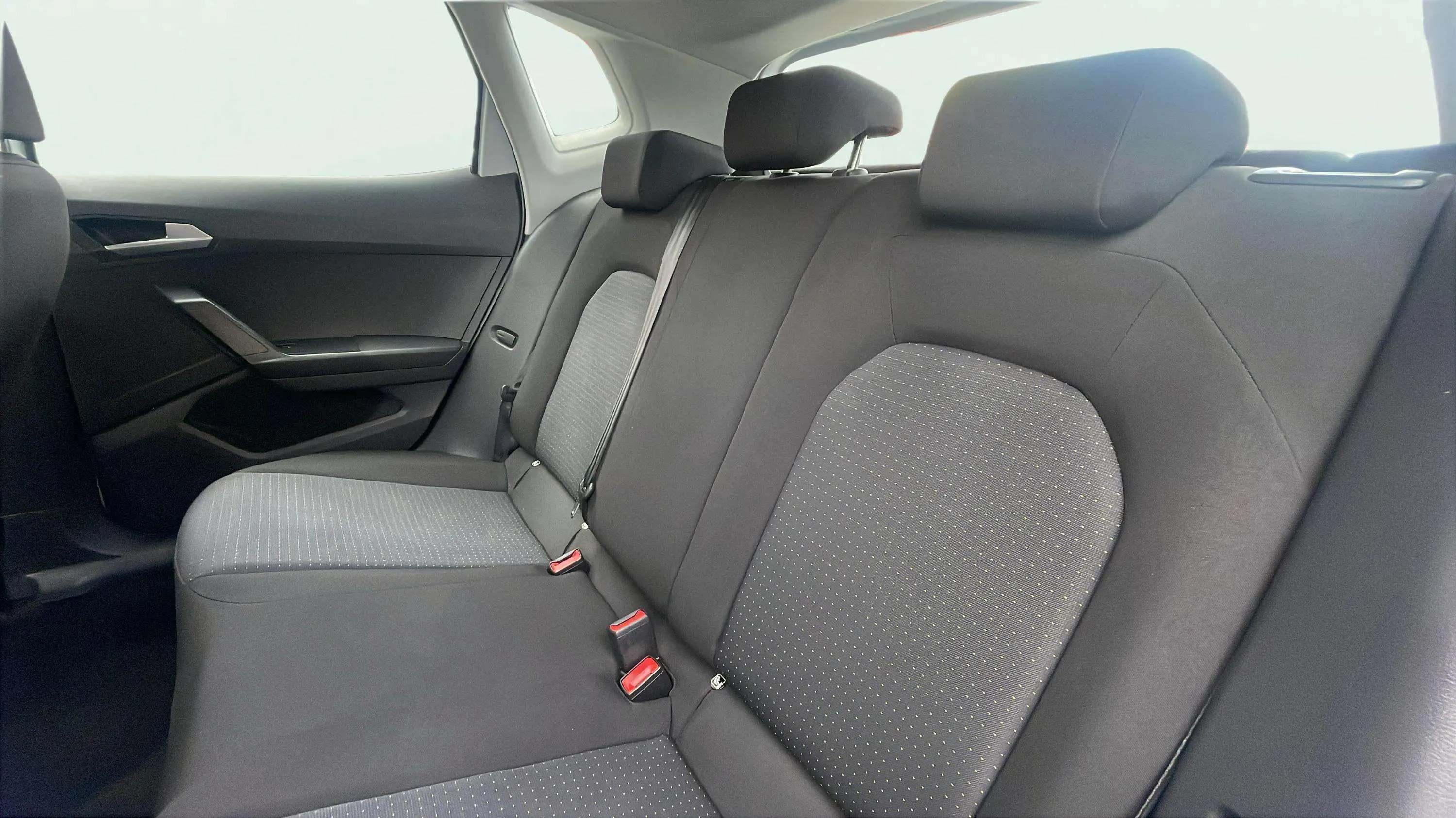 SEAT Arona 1.0 TSI DSG Style XL - foto 23