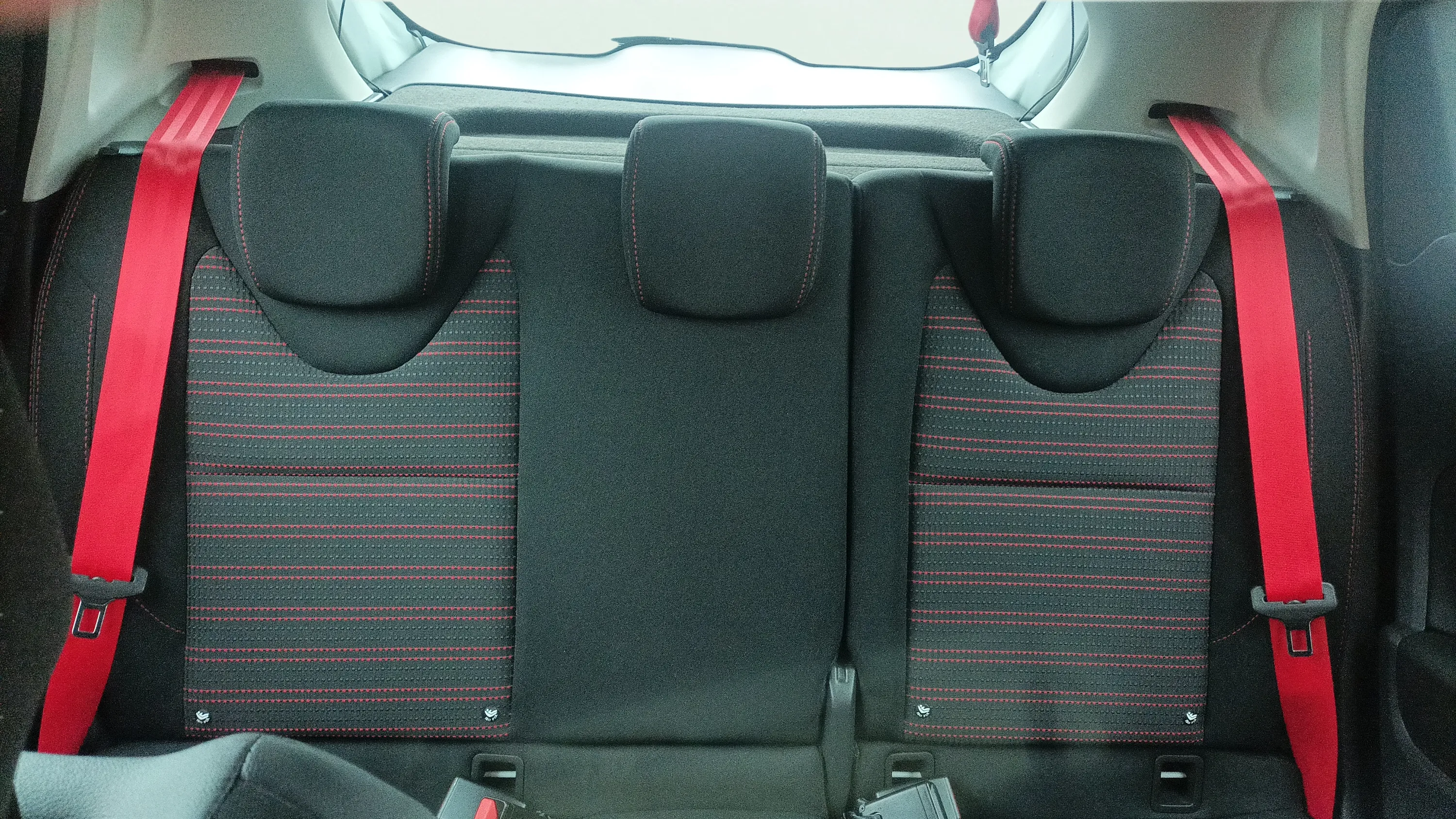 Renault Clio RS Energy EDC - foto 14