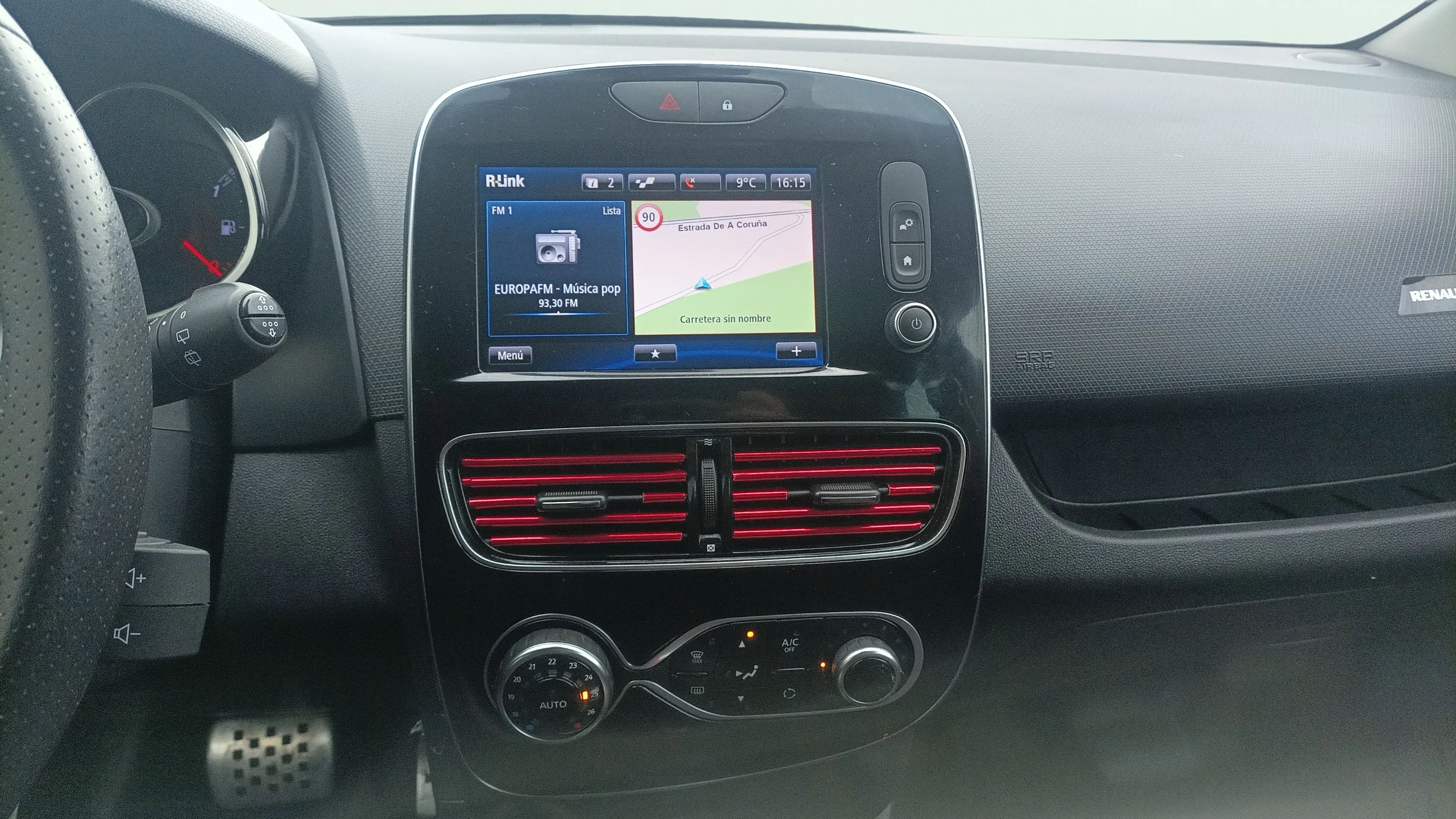 Renault Clio RS Energy EDC - foto 11