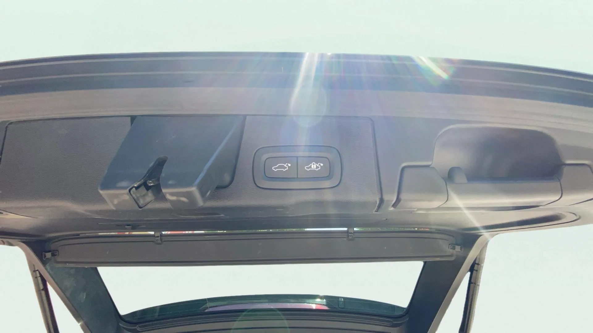 Volvo XC60 2.0 B4 D Core - foto 15