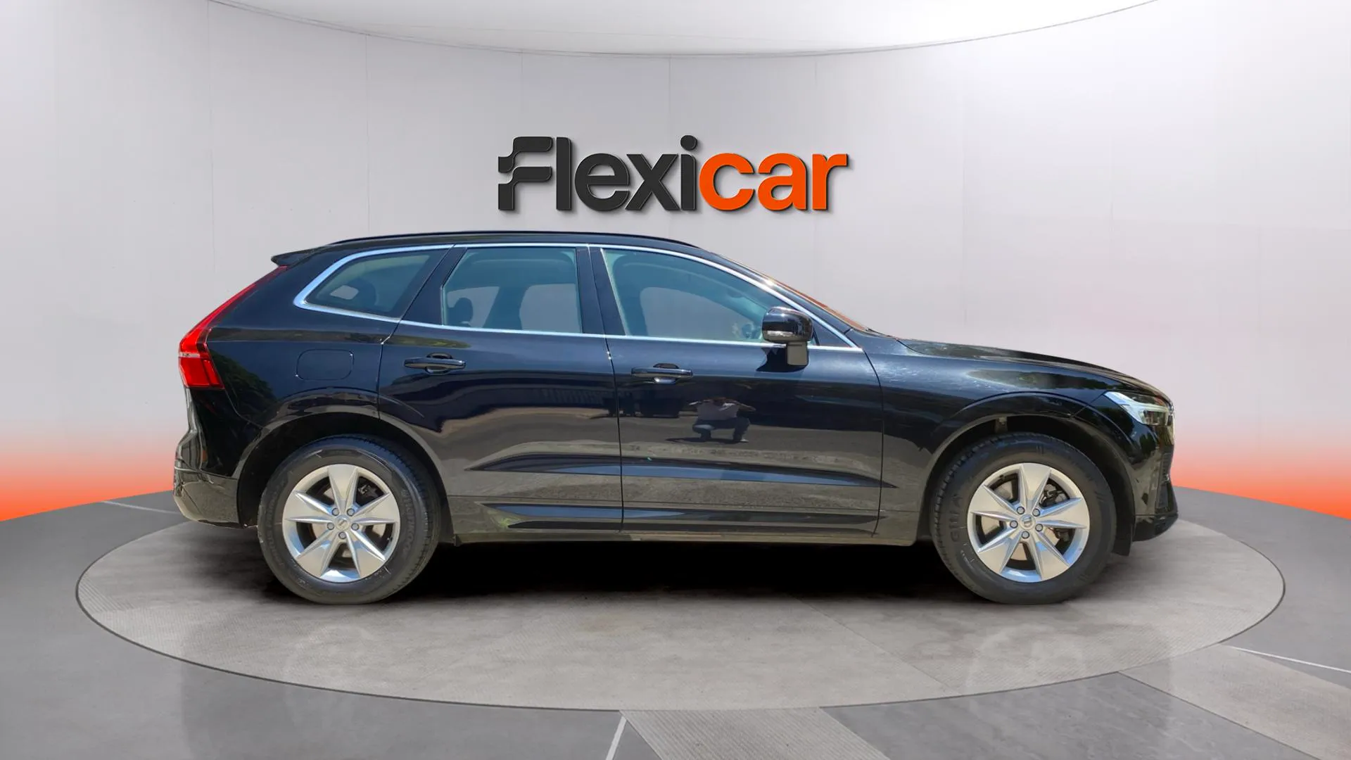 Volvo XC60 2.0 B4 D Core - foto 7
