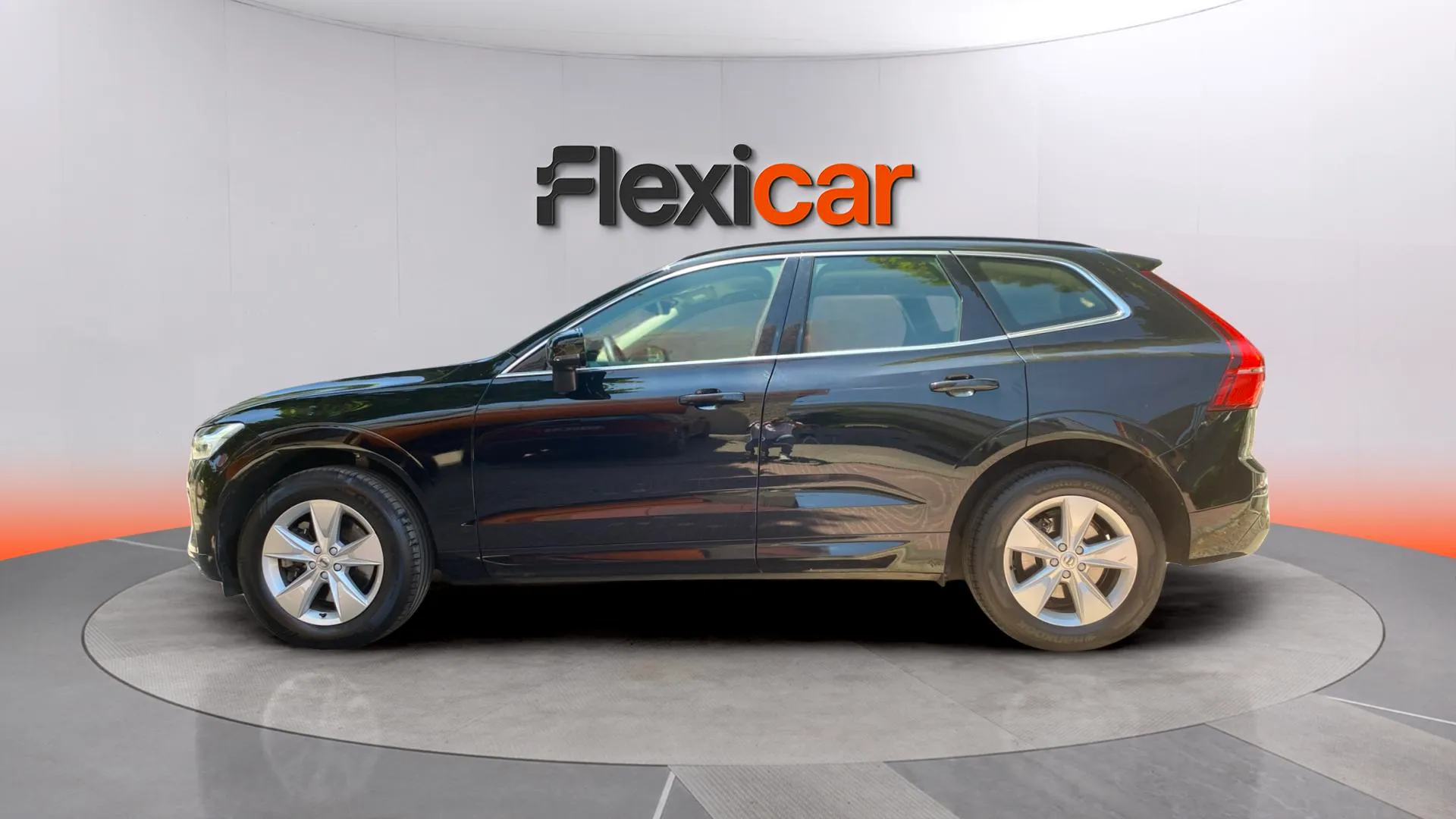 Volvo XC60 2.0 B4 D Core - foto 6