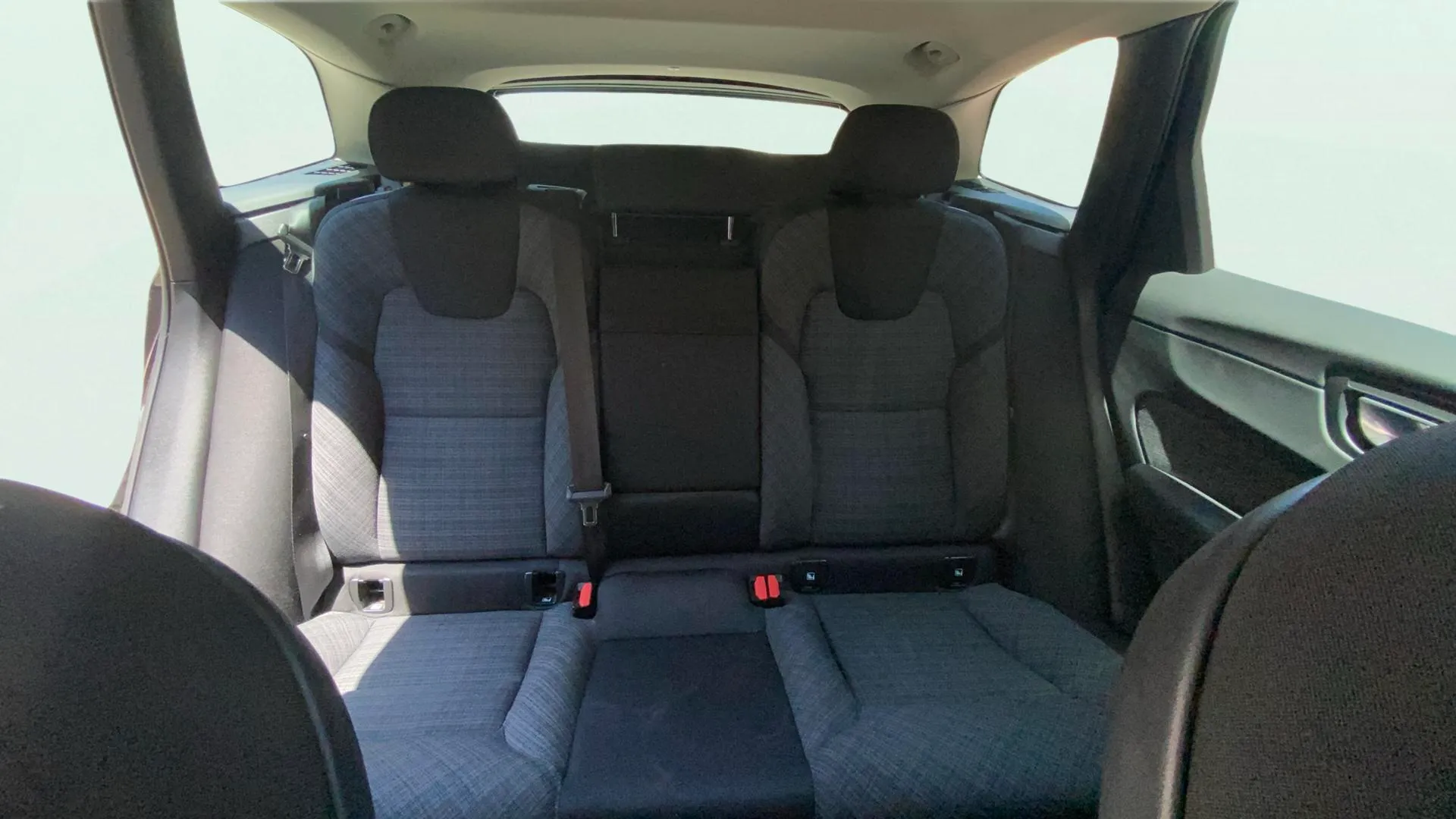Volvo XC60 2.0 B4 D Core - foto 14