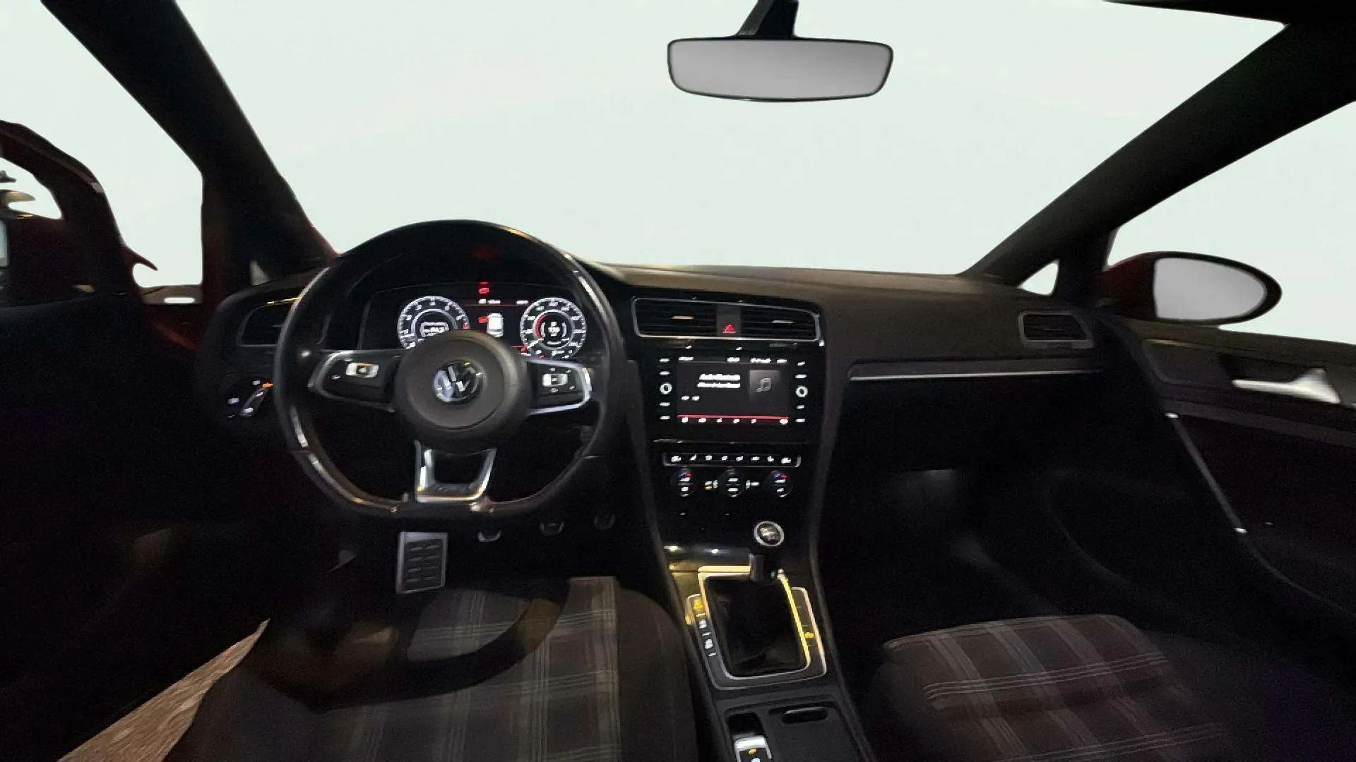 Volkswagen Golf GTI Performance 2.0 TSI - foto 8