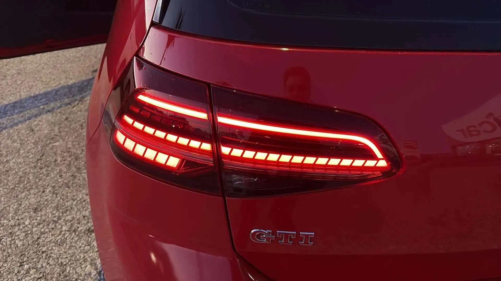 Volkswagen Golf GTI Performance 2.0 TSI - foto 26