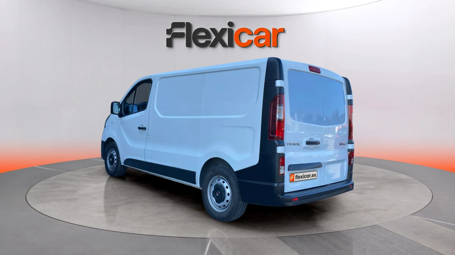 Renault Trafic Furgón 29 L1H2 Energy BluedCi - foto 5