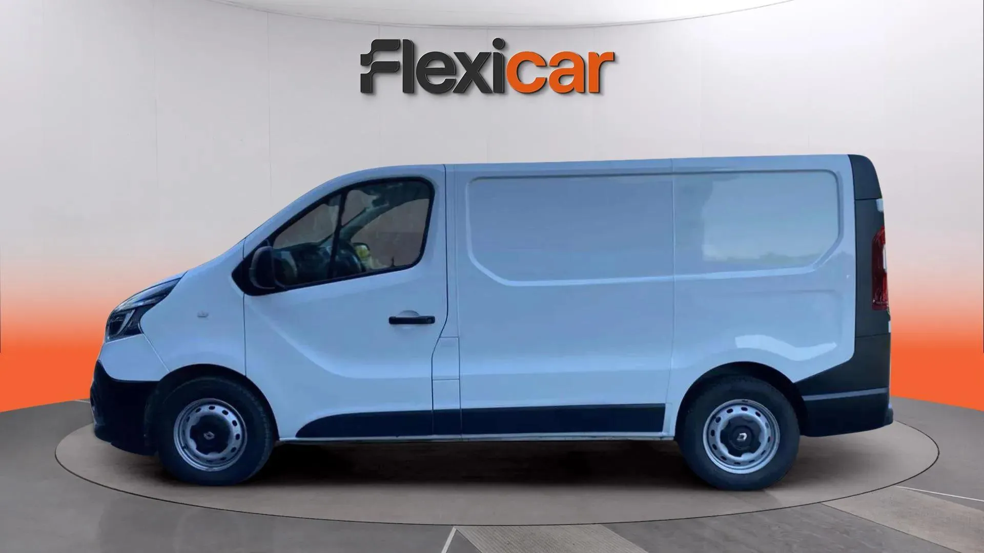 Renault Trafic Furgón 29 L1H2 Energy BluedCi - foto 4