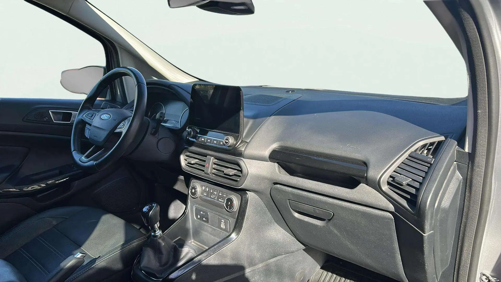 Ford EcoSport 1.0T EcoBoost Active - foto 18