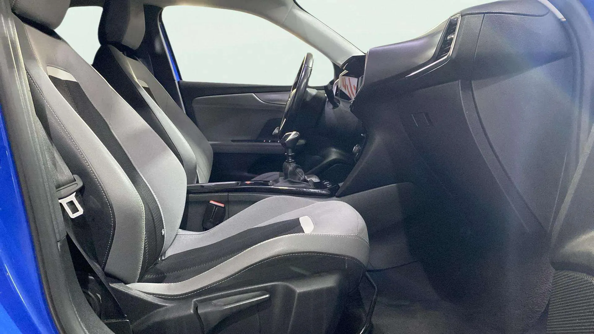 Opel Mokka 1.2 T Business Elegance - foto 12