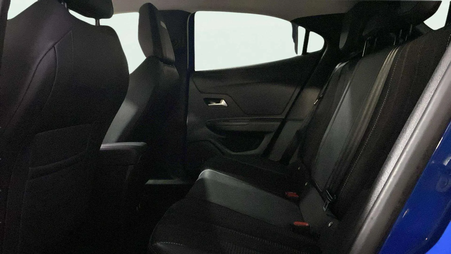 Opel Mokka 1.2 T Business Elegance - foto 11