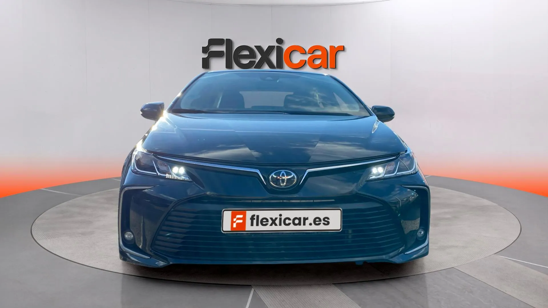 Toyota Corolla 1.5 125 Active Plus Sedan - foto 2
