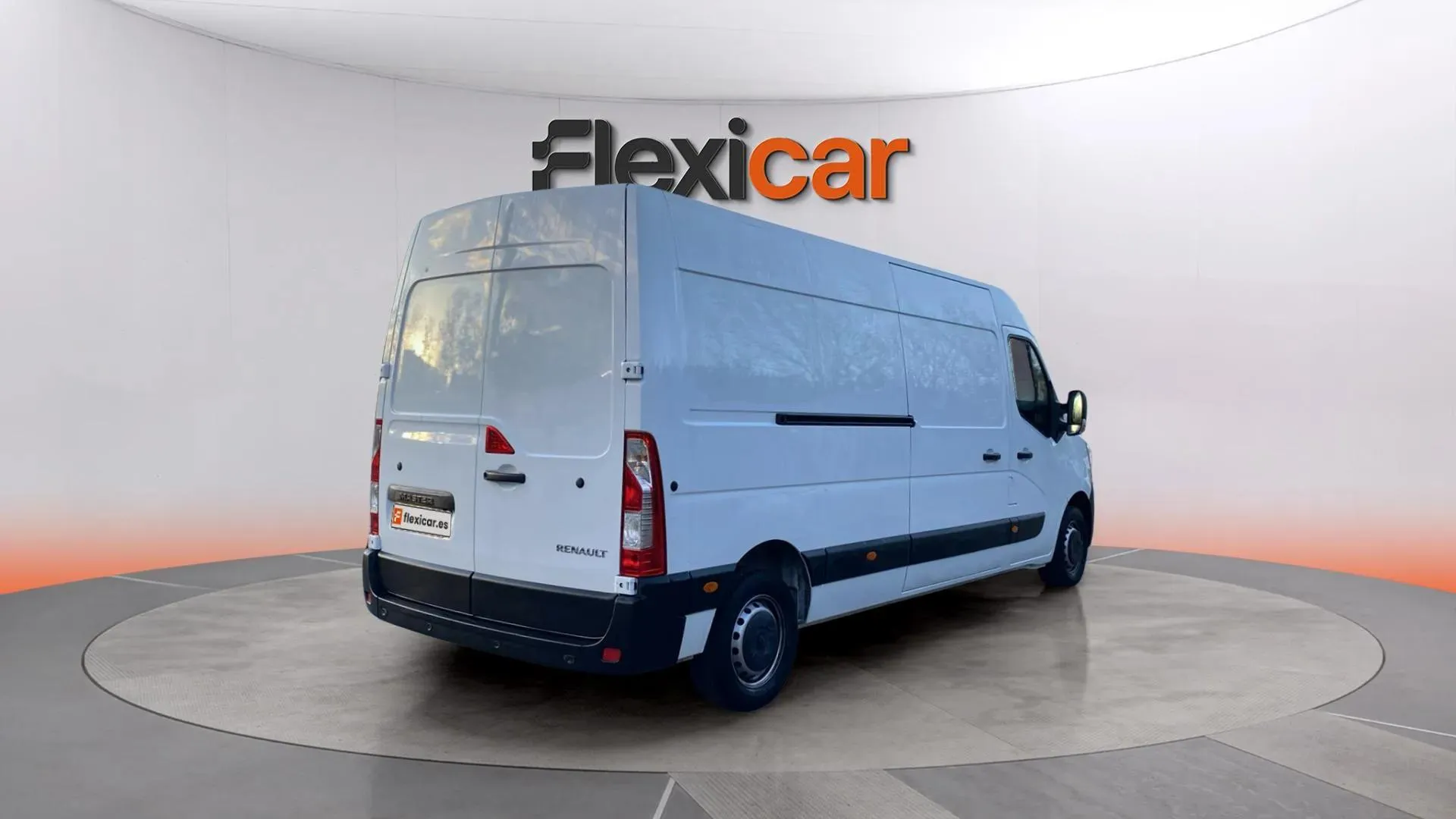 Renault Master Furgón T L2H2 3300 Blue DC - foto 7