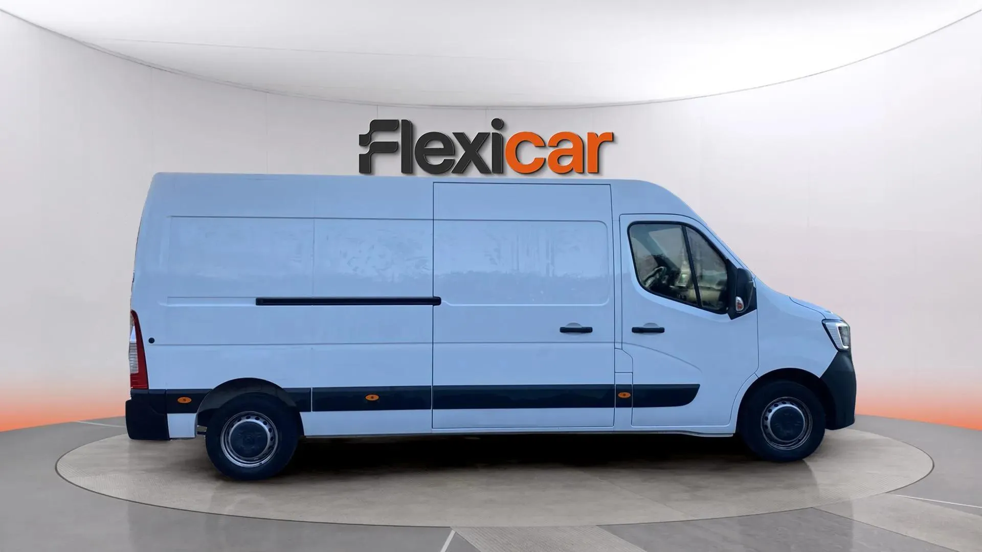 Renault Master Furgón T L2H2 3300 Blue DC - foto 8