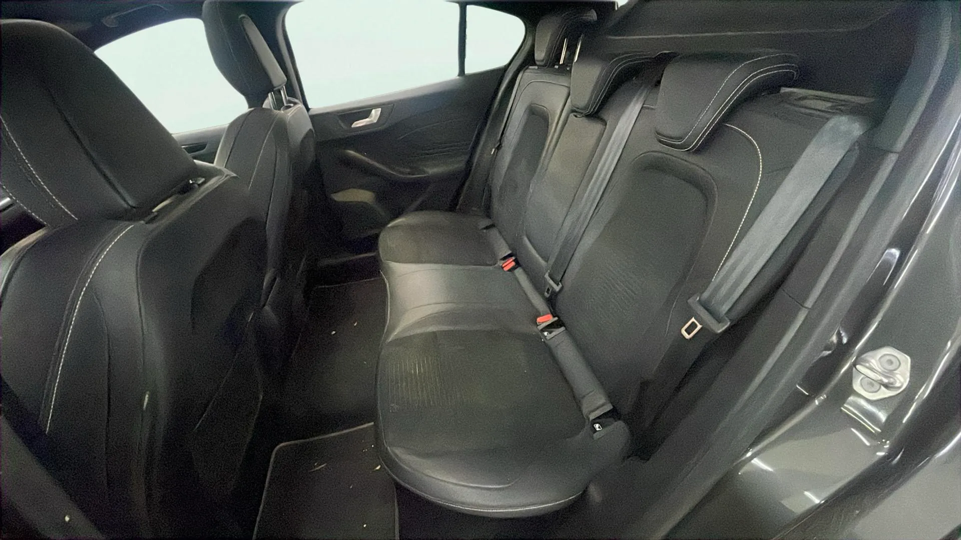 Ford Focus 2.3 EcoBoost ST - foto 12