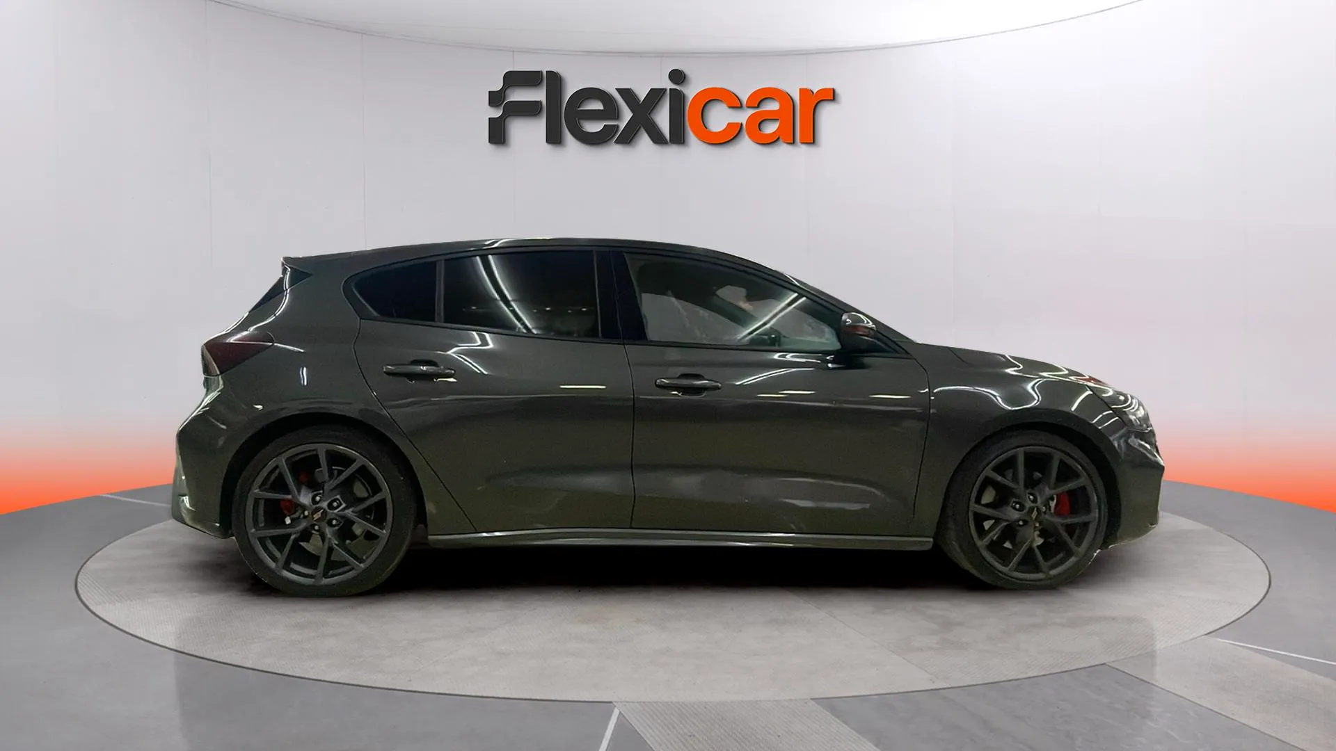Ford Focus 2.3 EcoBoost ST - foto 3