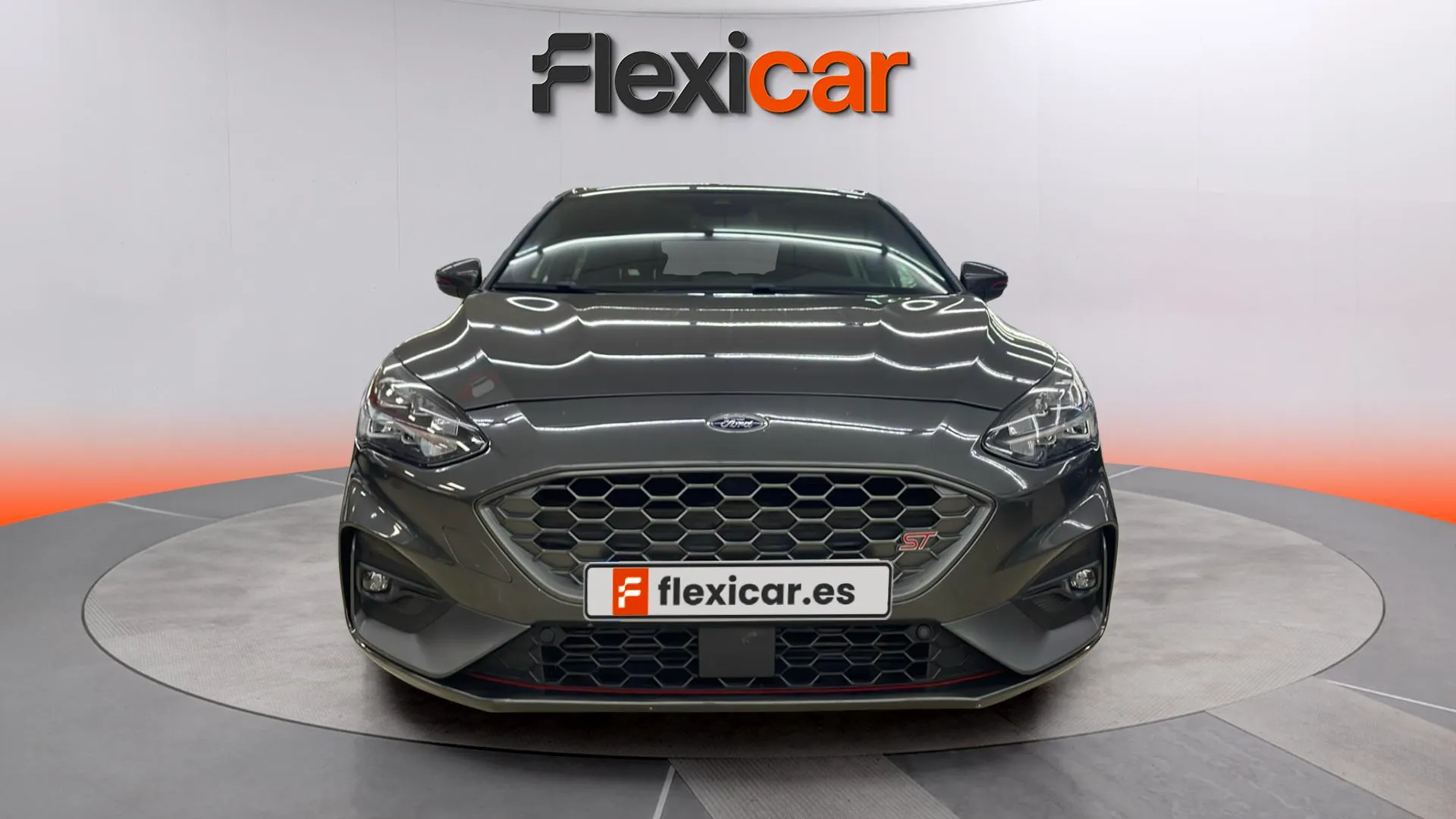 Ford Focus 2.3 EcoBoost ST - foto 2