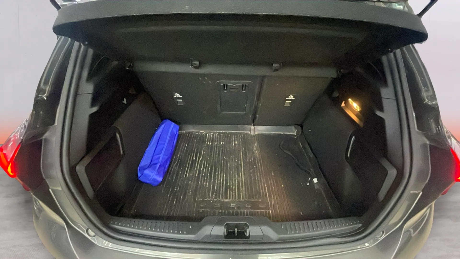 Ford Focus 2.3 EcoBoost ST - foto 13