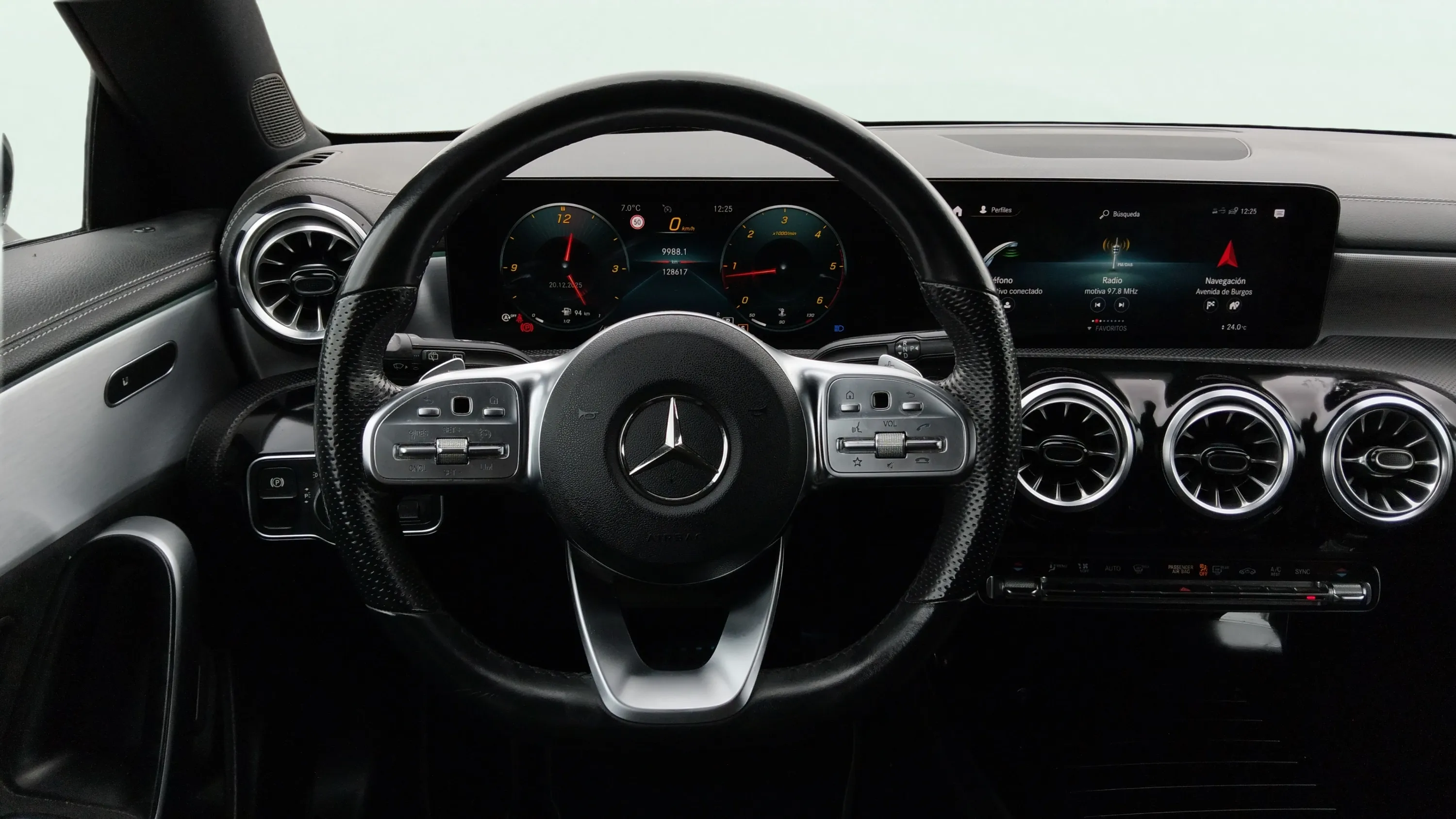 Mercedes-Benz CLA 220 D DCT Shooting Brake - foto 14