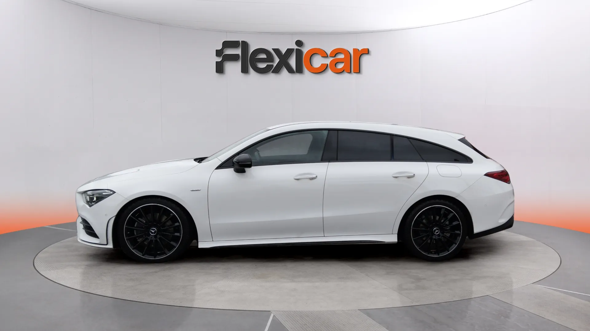 Mercedes-Benz CLA 220 D DCT Shooting Brake - foto 4
