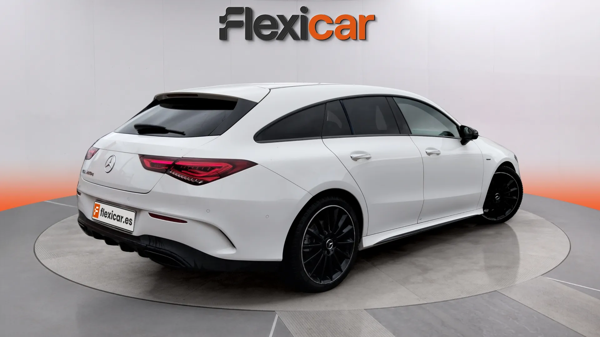 Mercedes-Benz CLA 220 D DCT Shooting Brake - foto 7