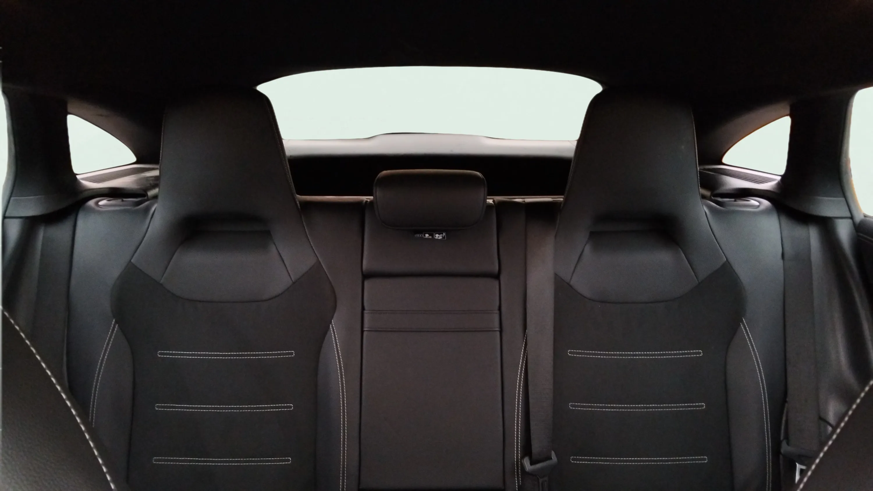 Mercedes-Benz CLA 220 D DCT Shooting Brake - foto 12