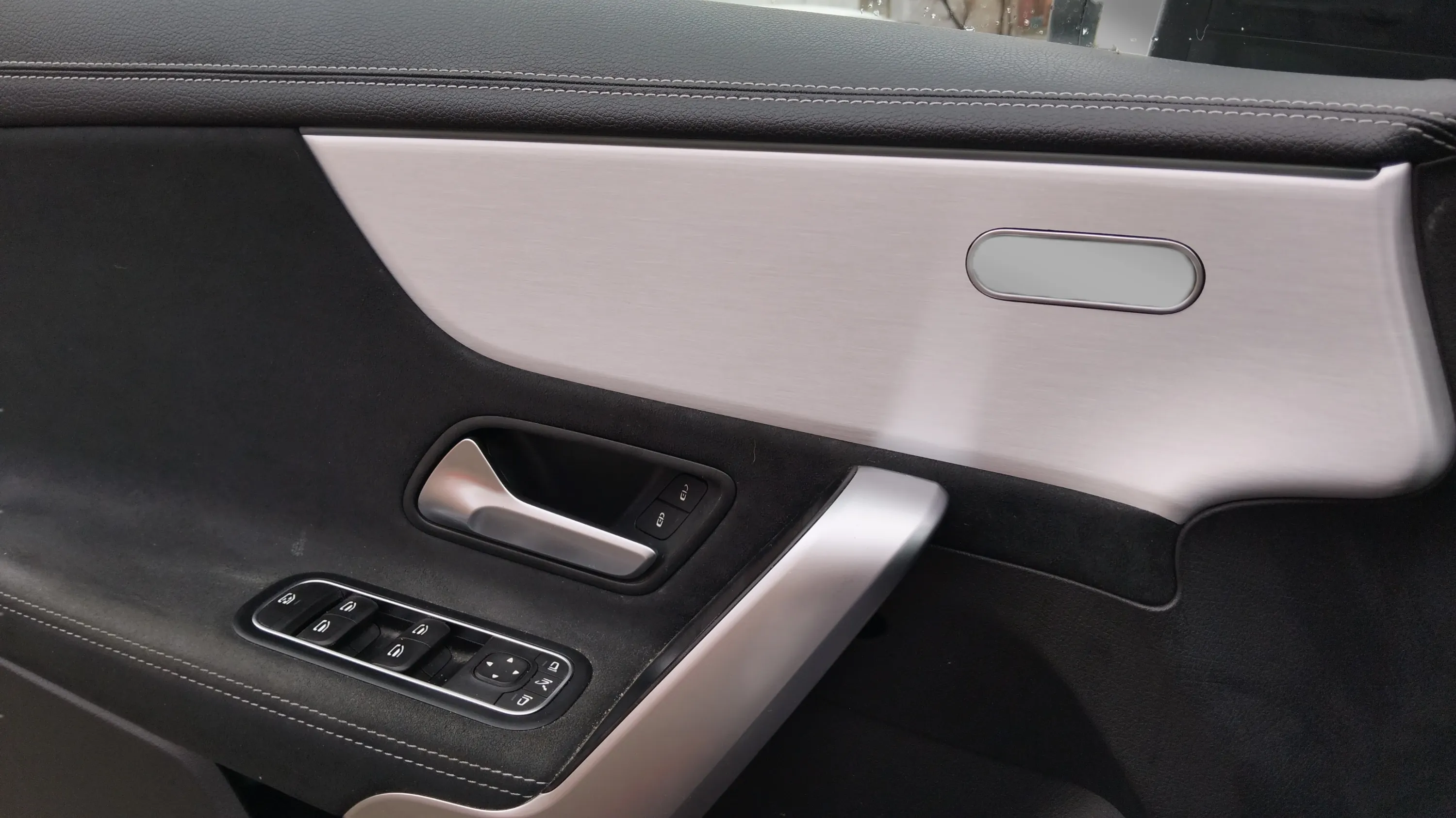 Mercedes-Benz CLA 220 D DCT Shooting Brake - foto 30