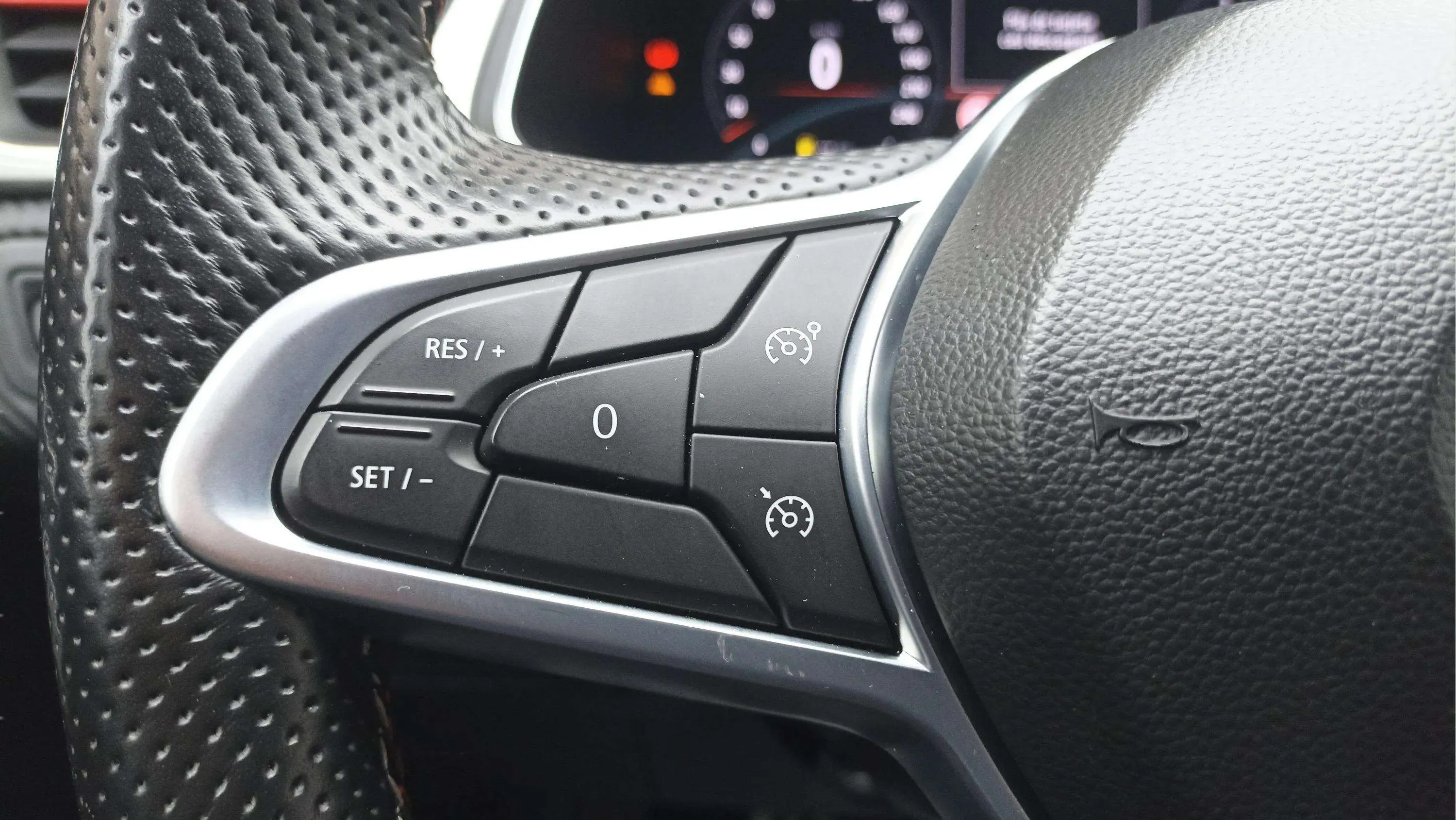 Renault Captur techno TCe GPF - foto 13