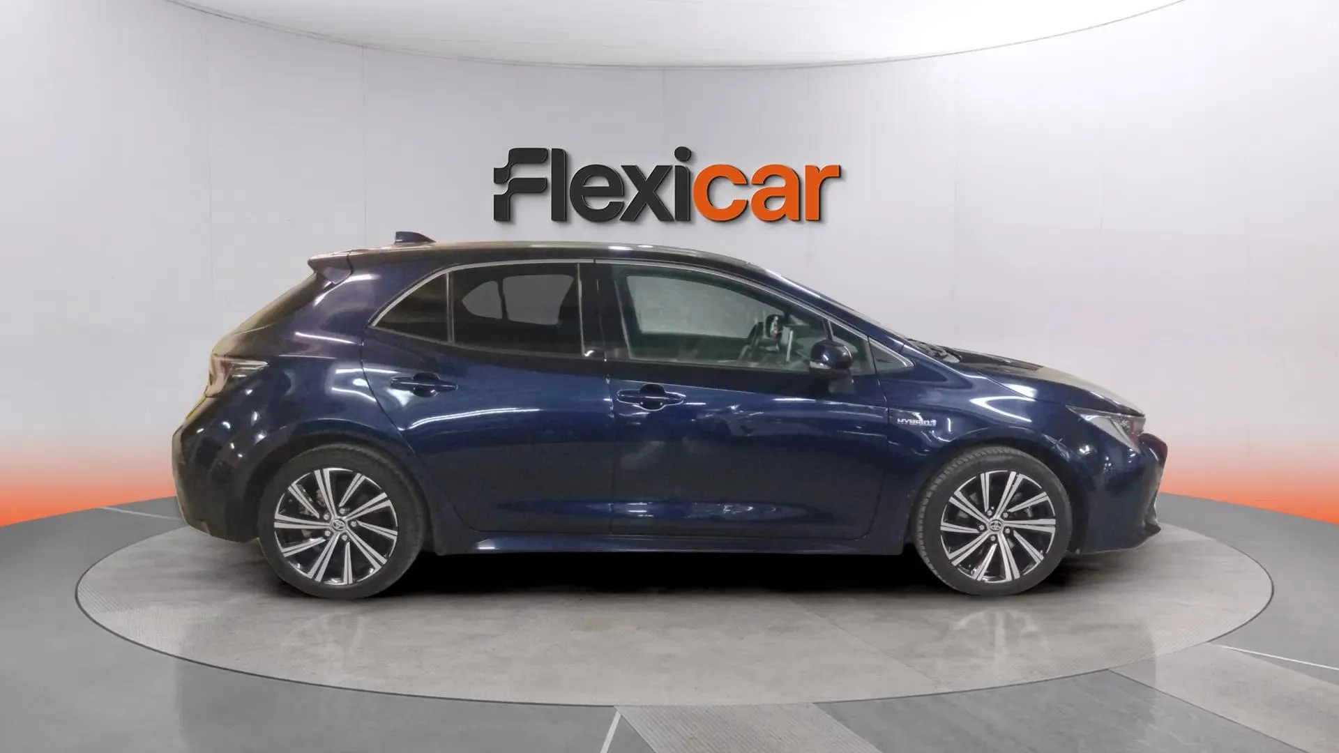 Toyota Corolla 2.0 180H Advance Luxury E-CVT - foto 3