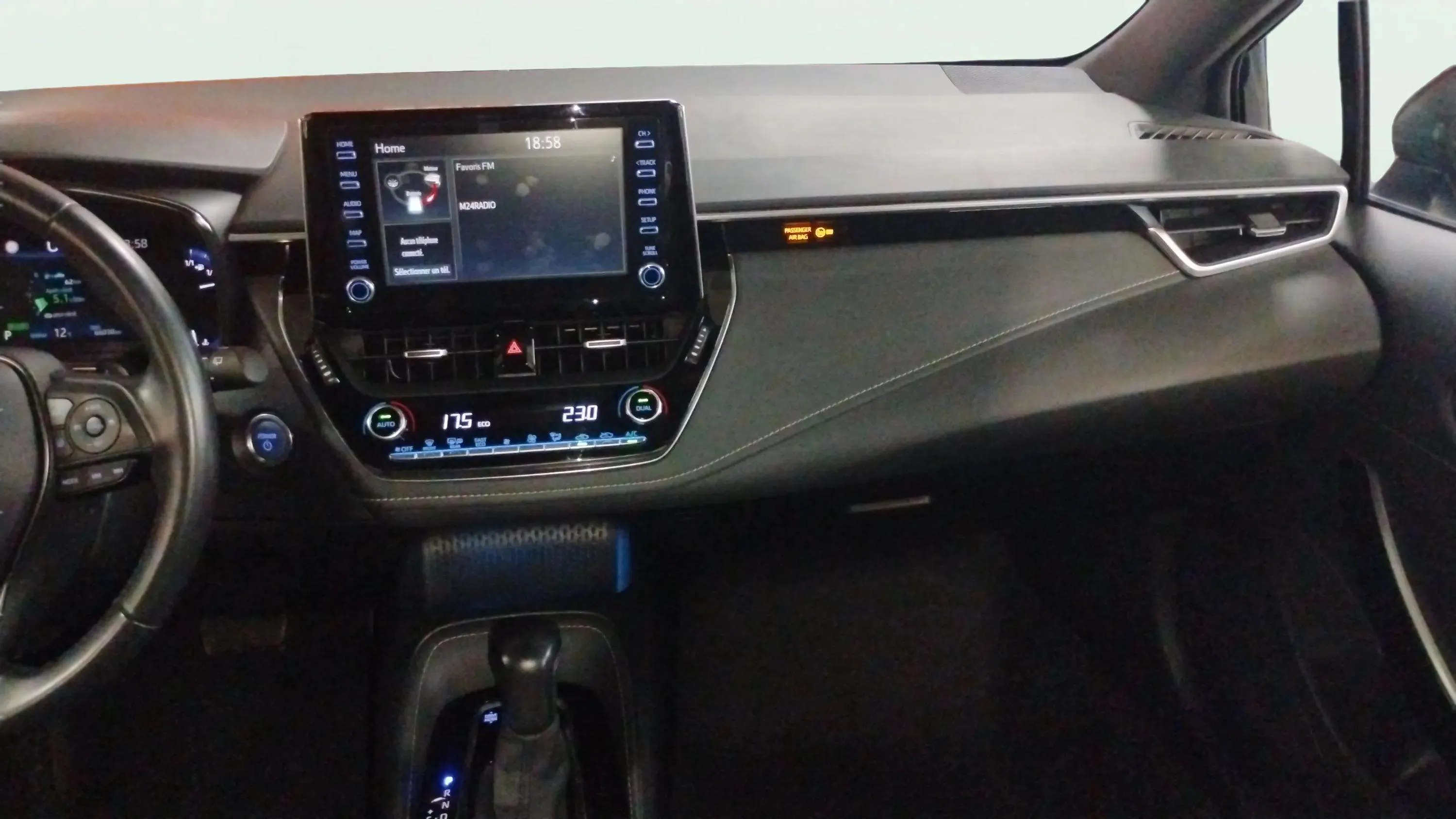 Toyota Corolla 2.0 180H Advance Luxury E-CVT - foto 19