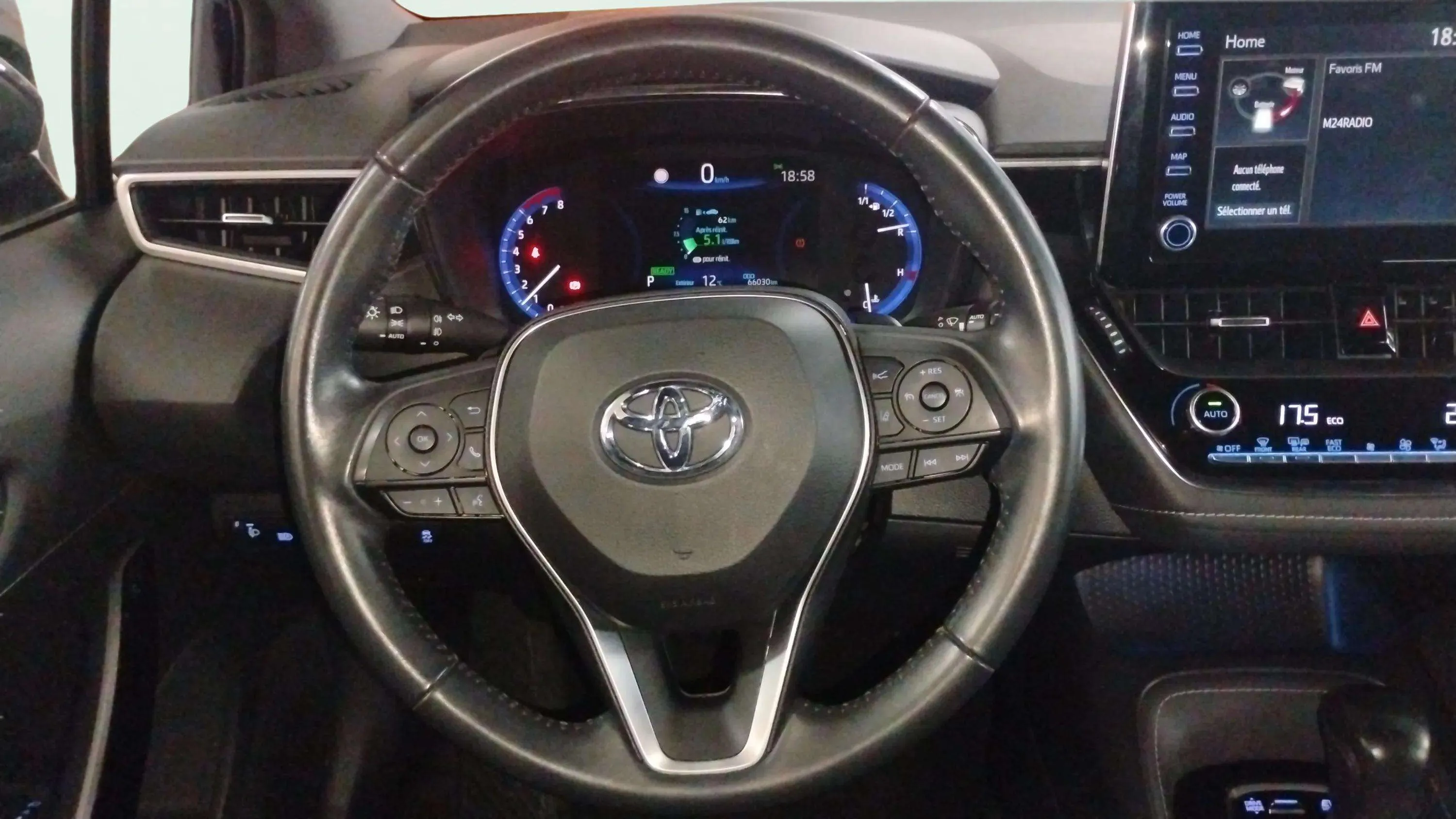 Toyota Corolla 2.0 180H Advance Luxury E-CVT - foto 20