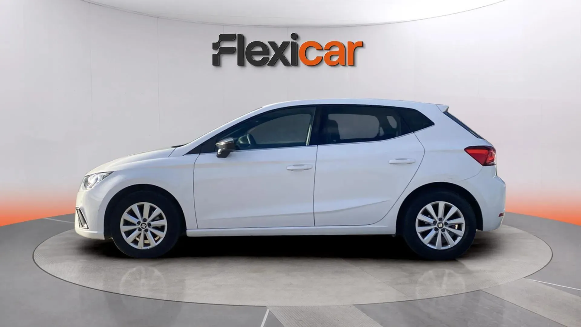 SEAT Ibiza 1.0 TSI DSG Xcellence - foto 6