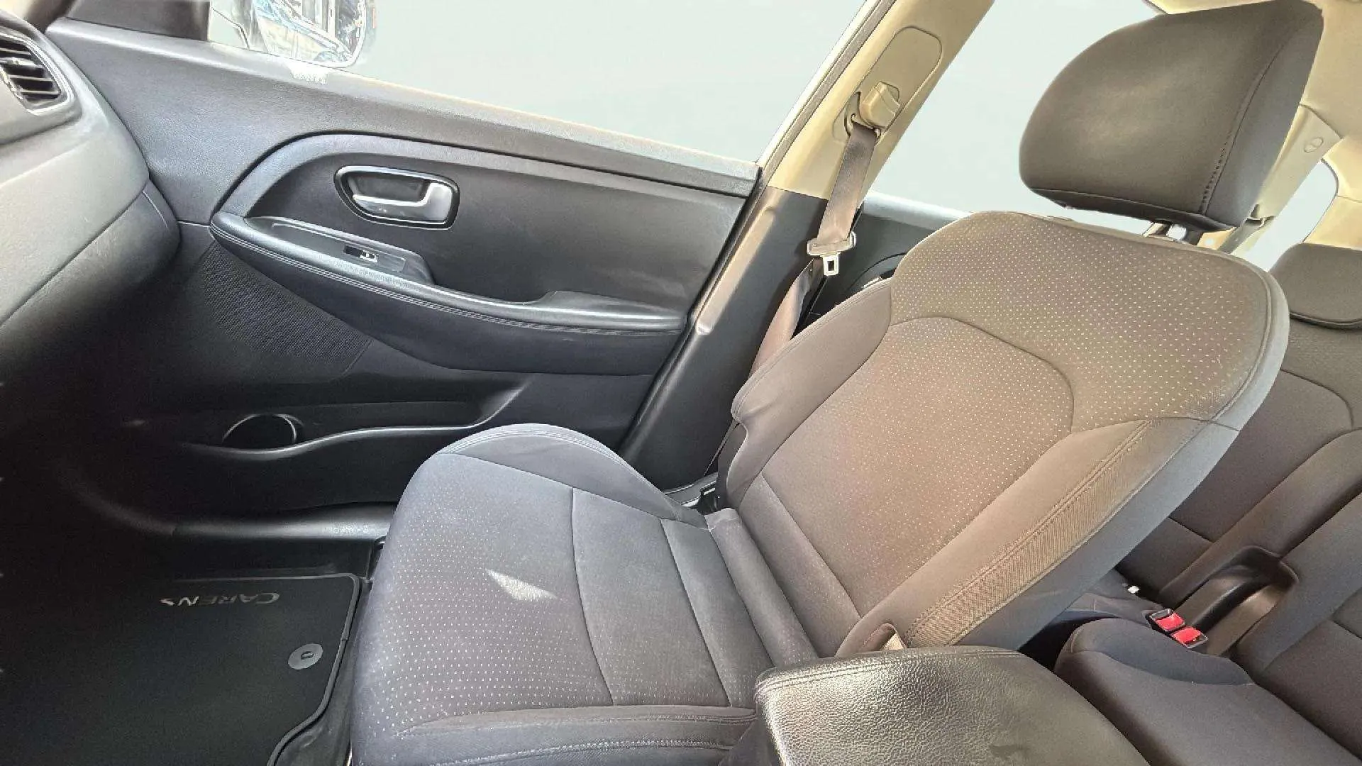 Kia Carens 1.6 GDi Concept 5 plazas - foto 12