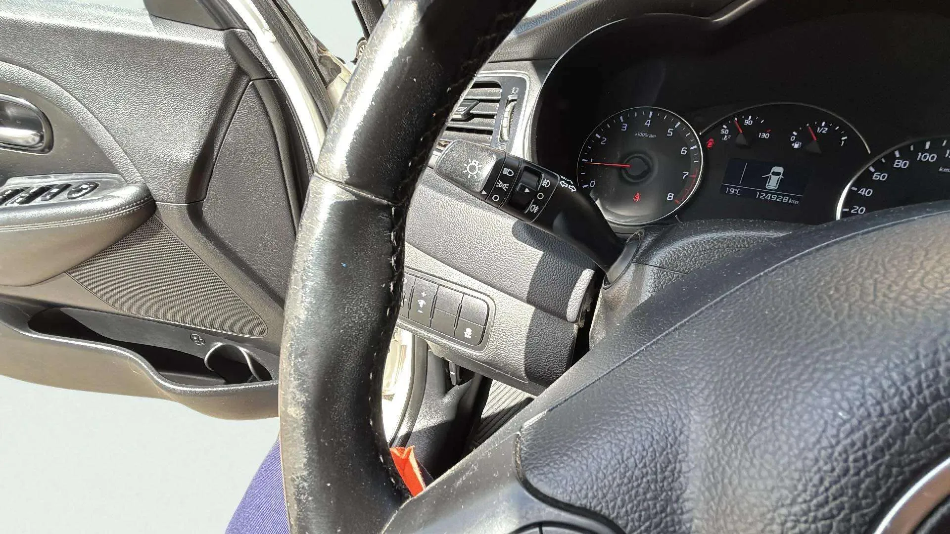 Kia Carens 1.6 GDi Concept 5 plazas - foto 22
