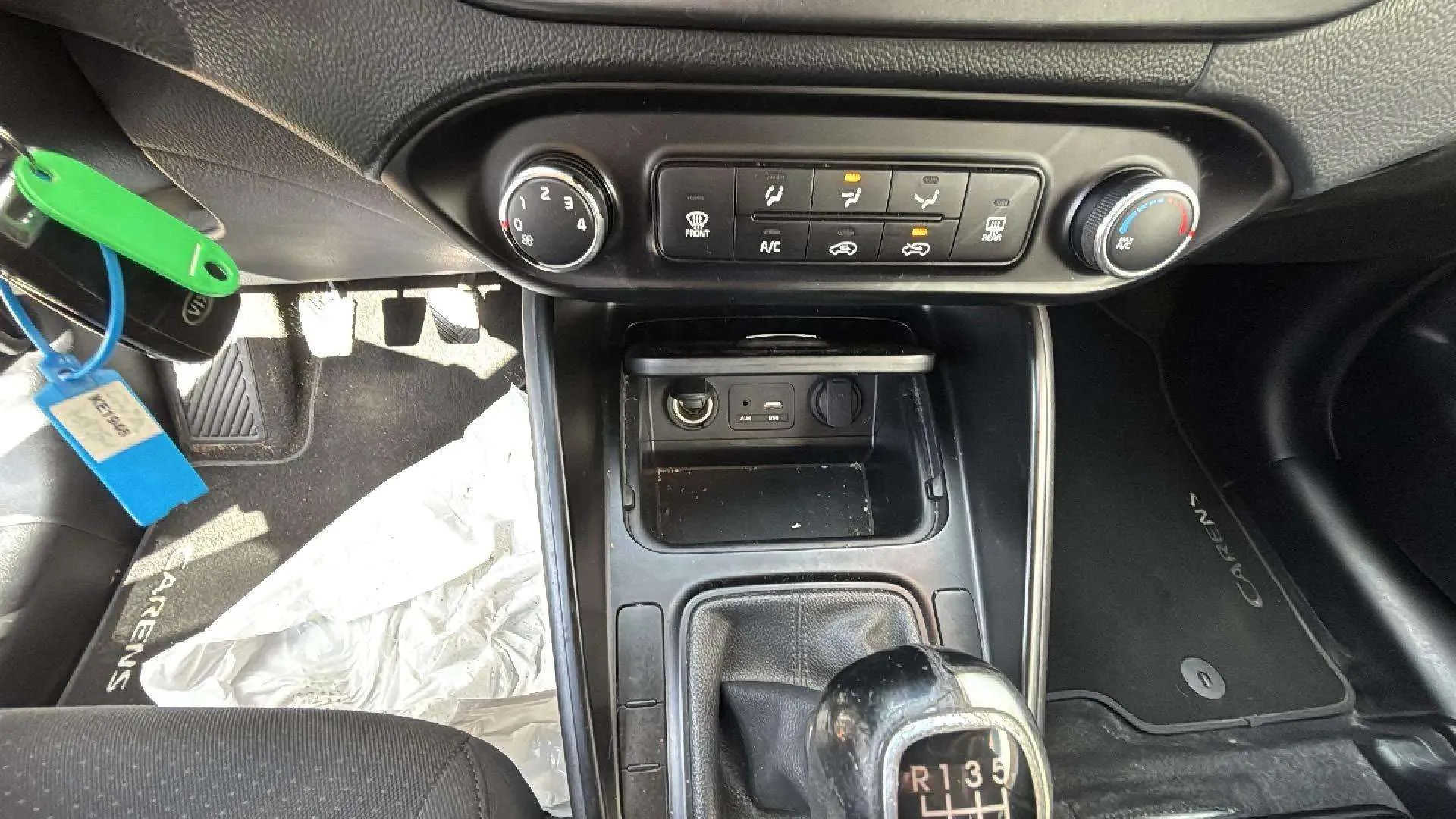 Kia Carens 1.6 GDi Concept 5 plazas - foto 28