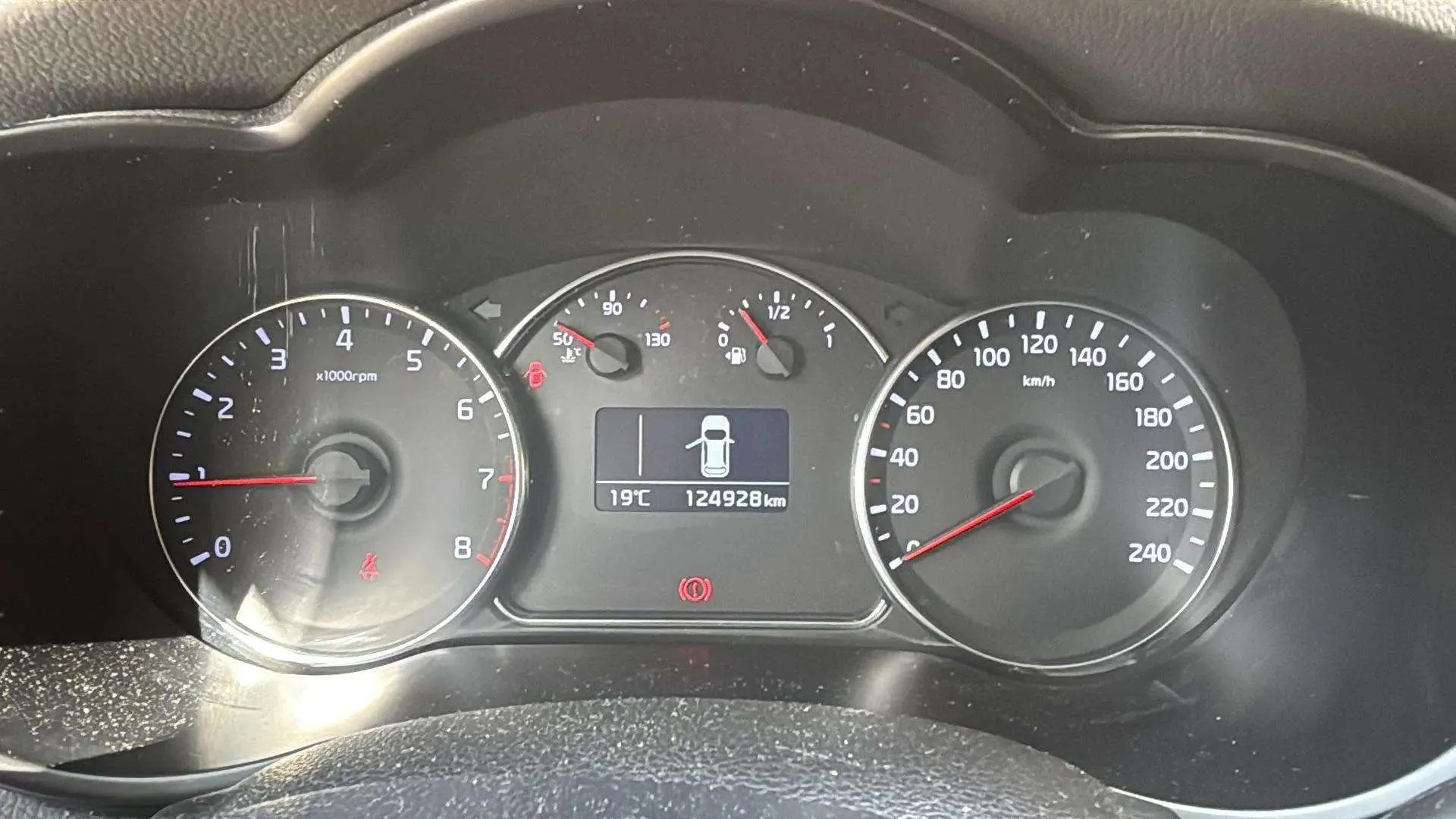 Kia Carens 1.6 GDi Concept 5 plazas - foto 32