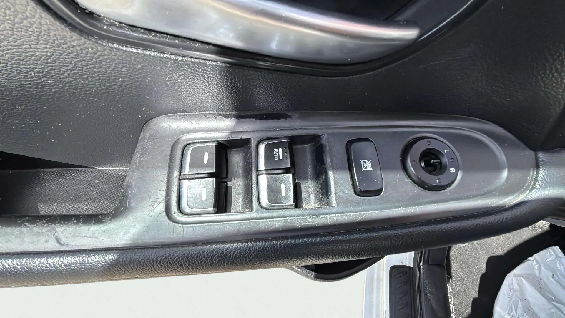 Kia Carens 1.6 GDi Concept 5 plazas - foto 19