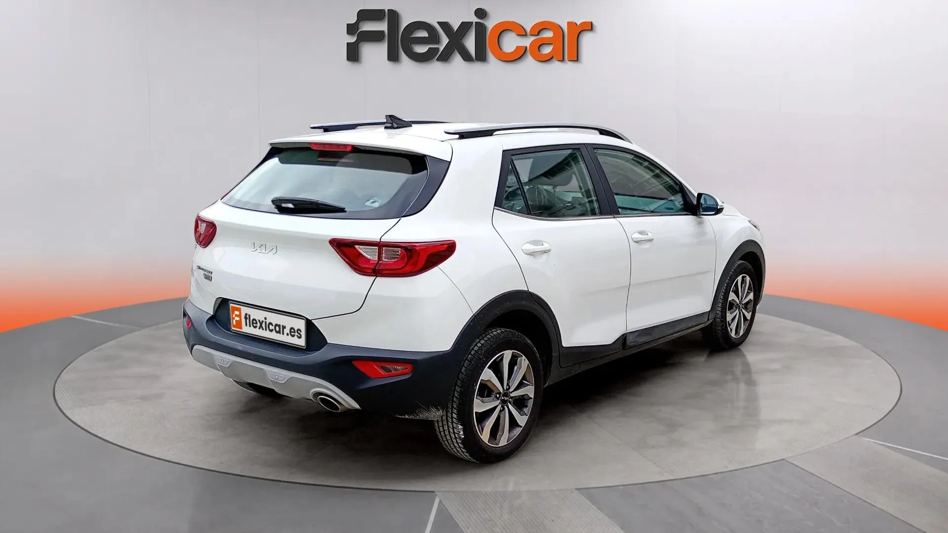 Kia Stonic 1.0 T-GDi MHEV iMT Drive - foto 5