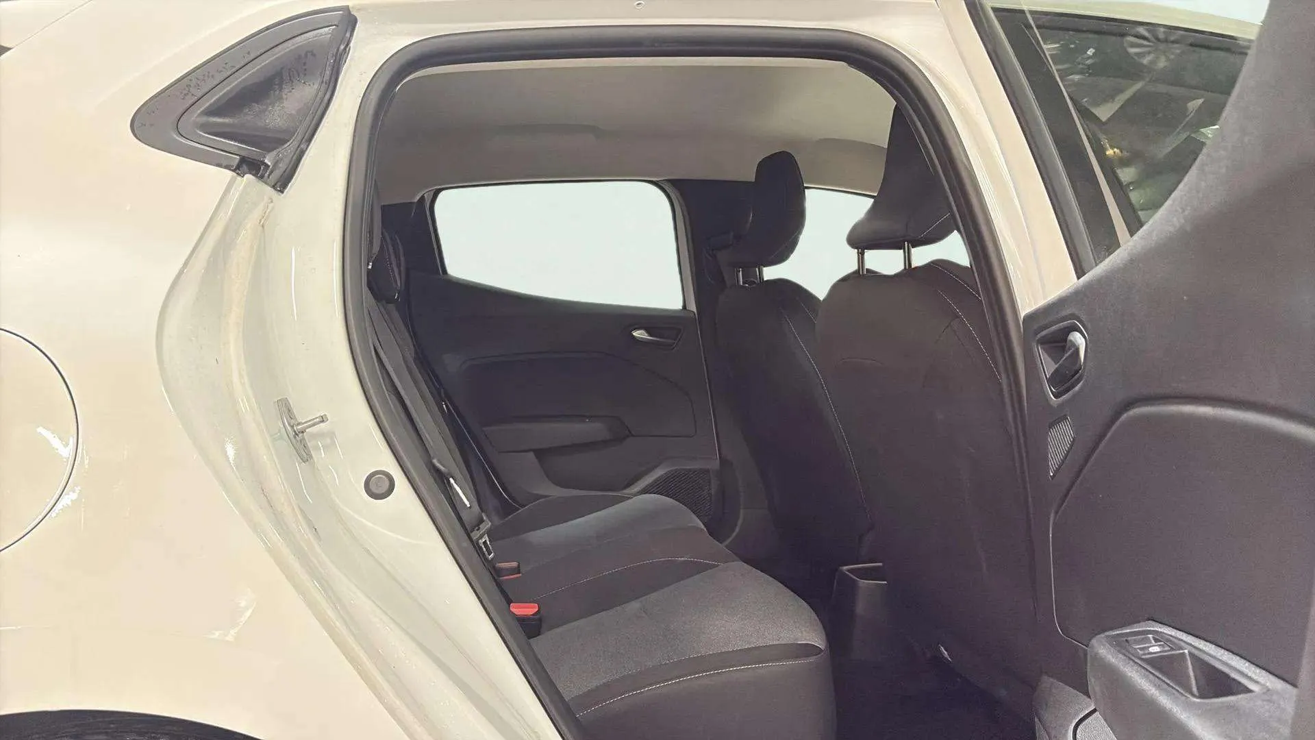 Renault Clio Evolution TCe 90 - foto 14